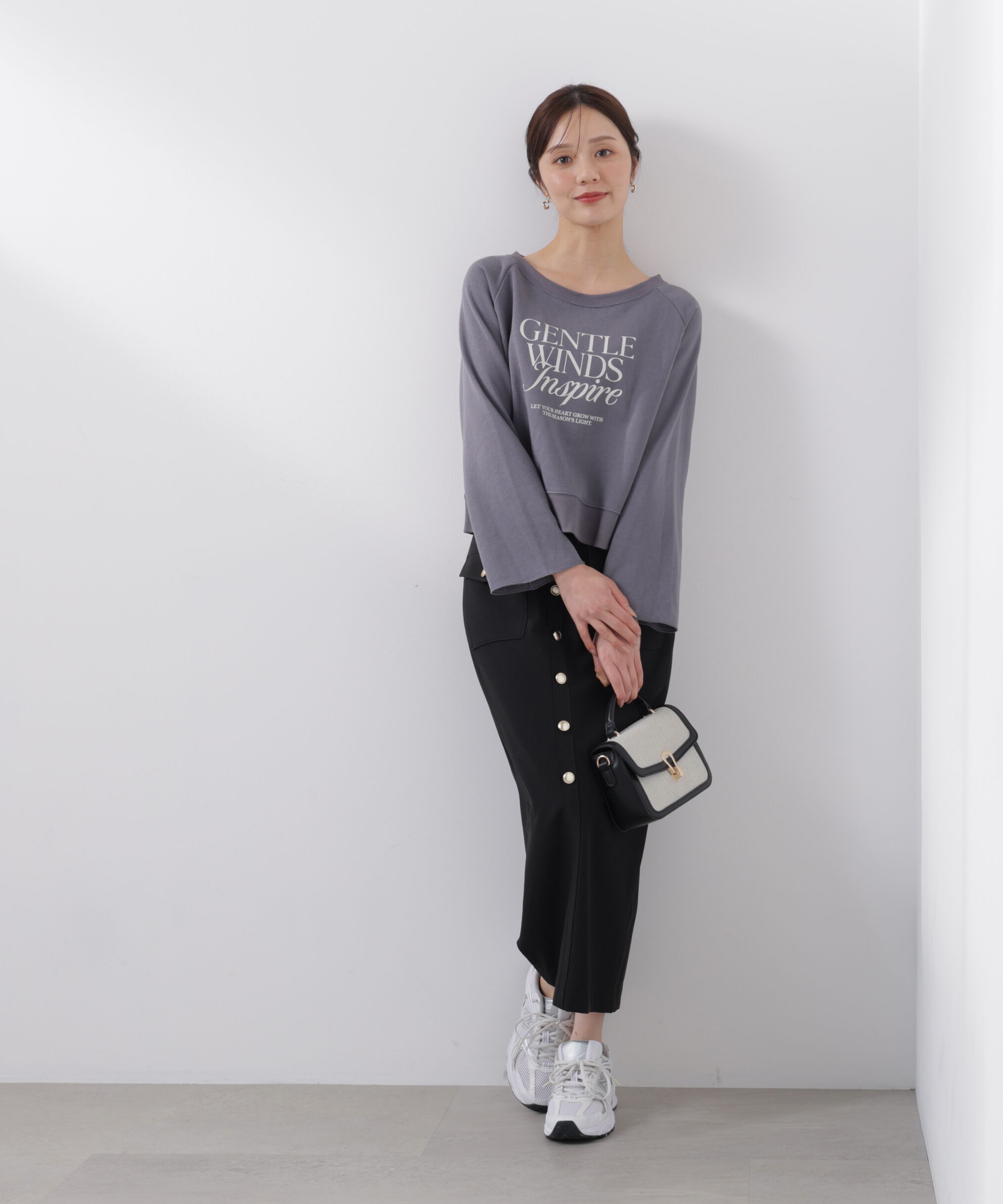 PROPORTION BODY DRESSING「＜ウォッシャブル＞〈a/mie〉ラグランロゴトップス　26SS」|Tシャツ・カットソー|