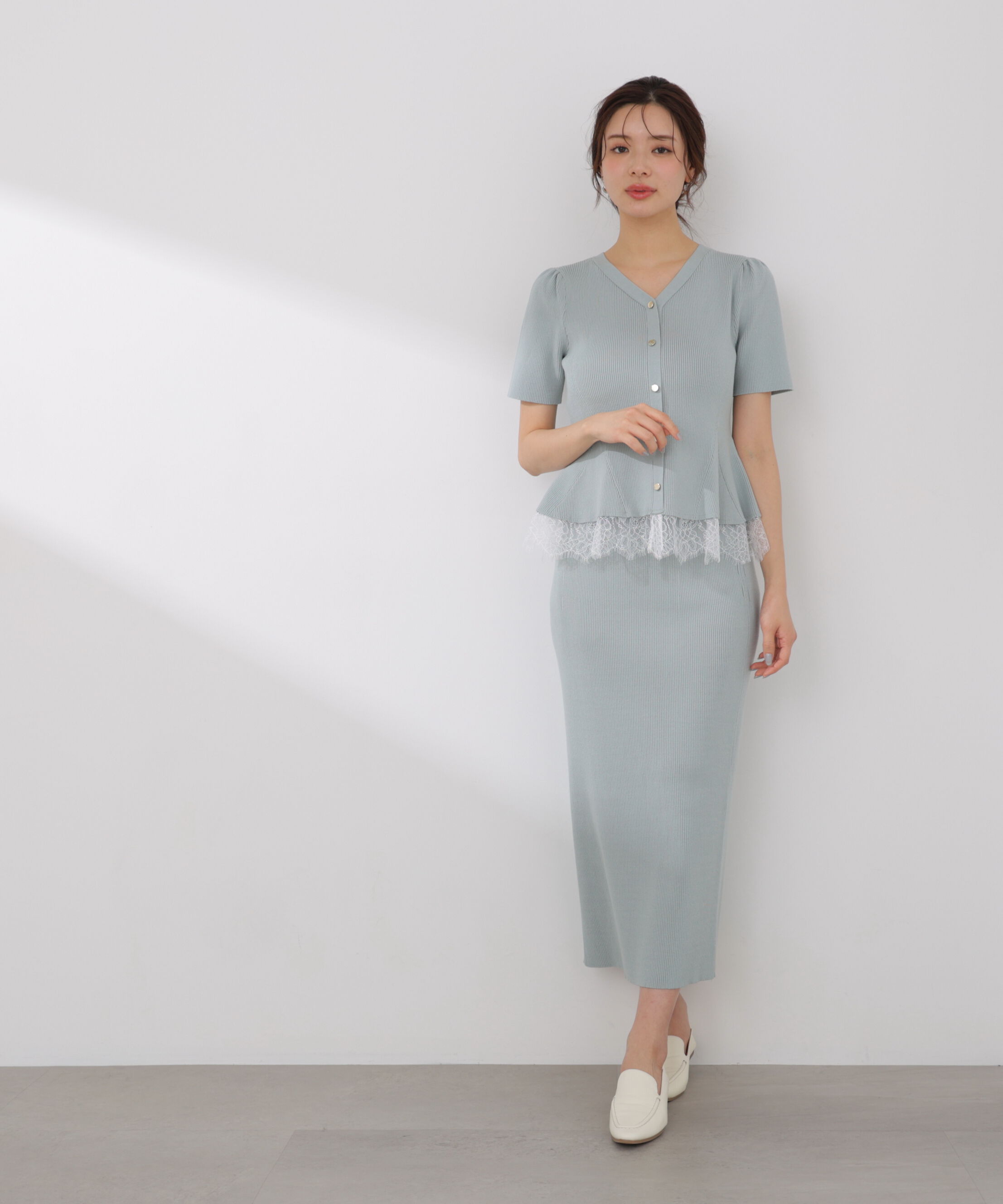 PROPORTION BODY DRESSING「レース付きペプラムニットセット 26SS」|ワンピース|