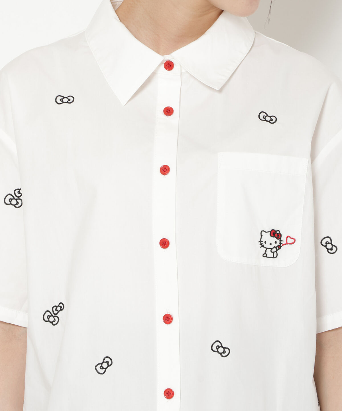 WILLSELECTION「WILLSELECTION&times;HELLO KITTY 刺繍クロップドシャツ」|シャツ・ブラウス|