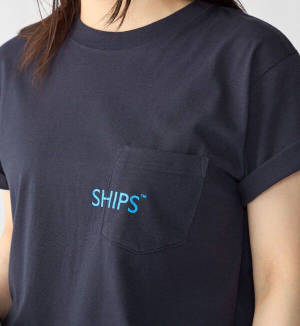 SHIPS「【WEB限定】SHIPS: SHIPSロゴ プリント ポケット Tシャツ」|Tシャツ・カットソー|ネイビー