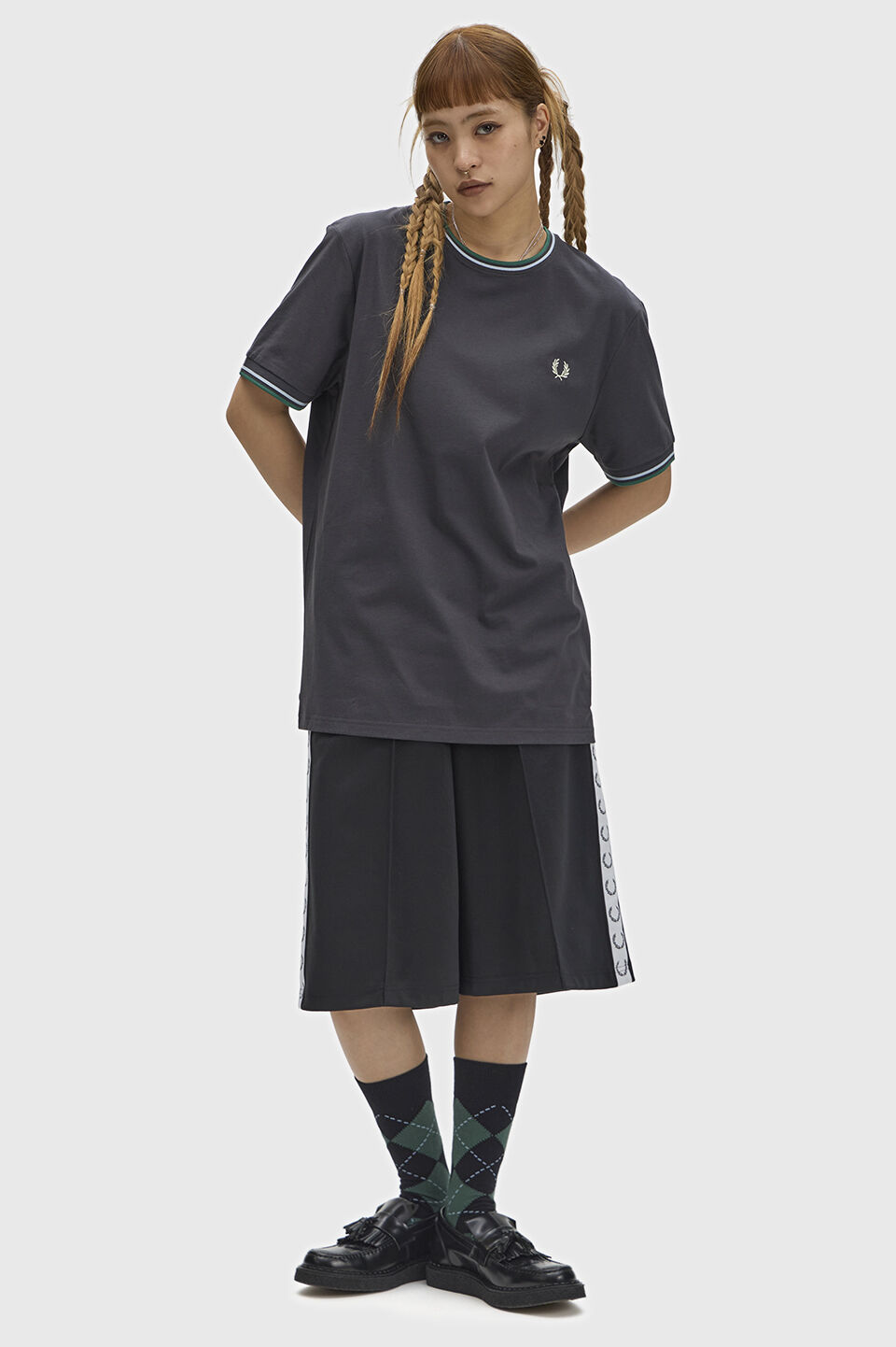 FRED PERRY 「Twin Tipped T-Shirt／ティップラインTシャツ M1588V」|Tシャツ・カットソー|