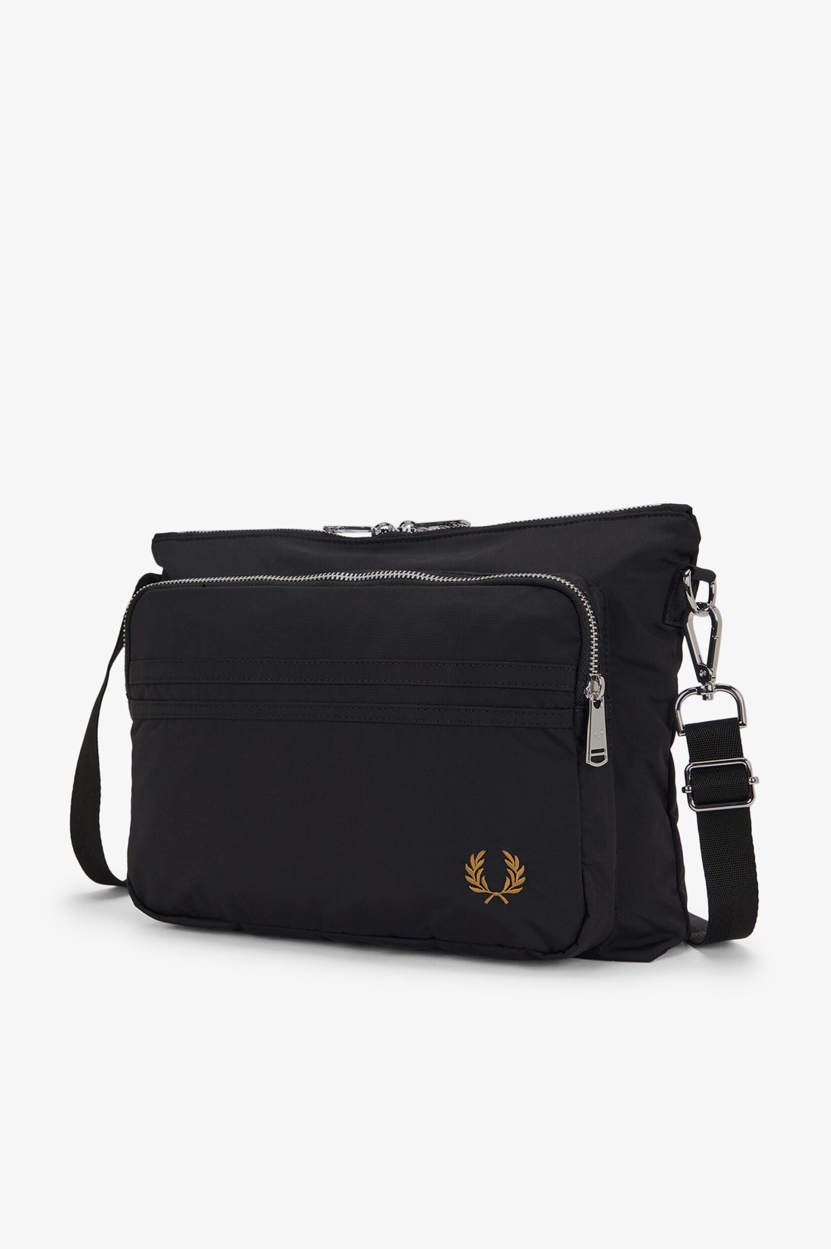 FRED PERRY 「BRENTHAM CROSSBODY BAG／ブレンサムクロスボディバッグ」|ショルダー・メッセンジャー|