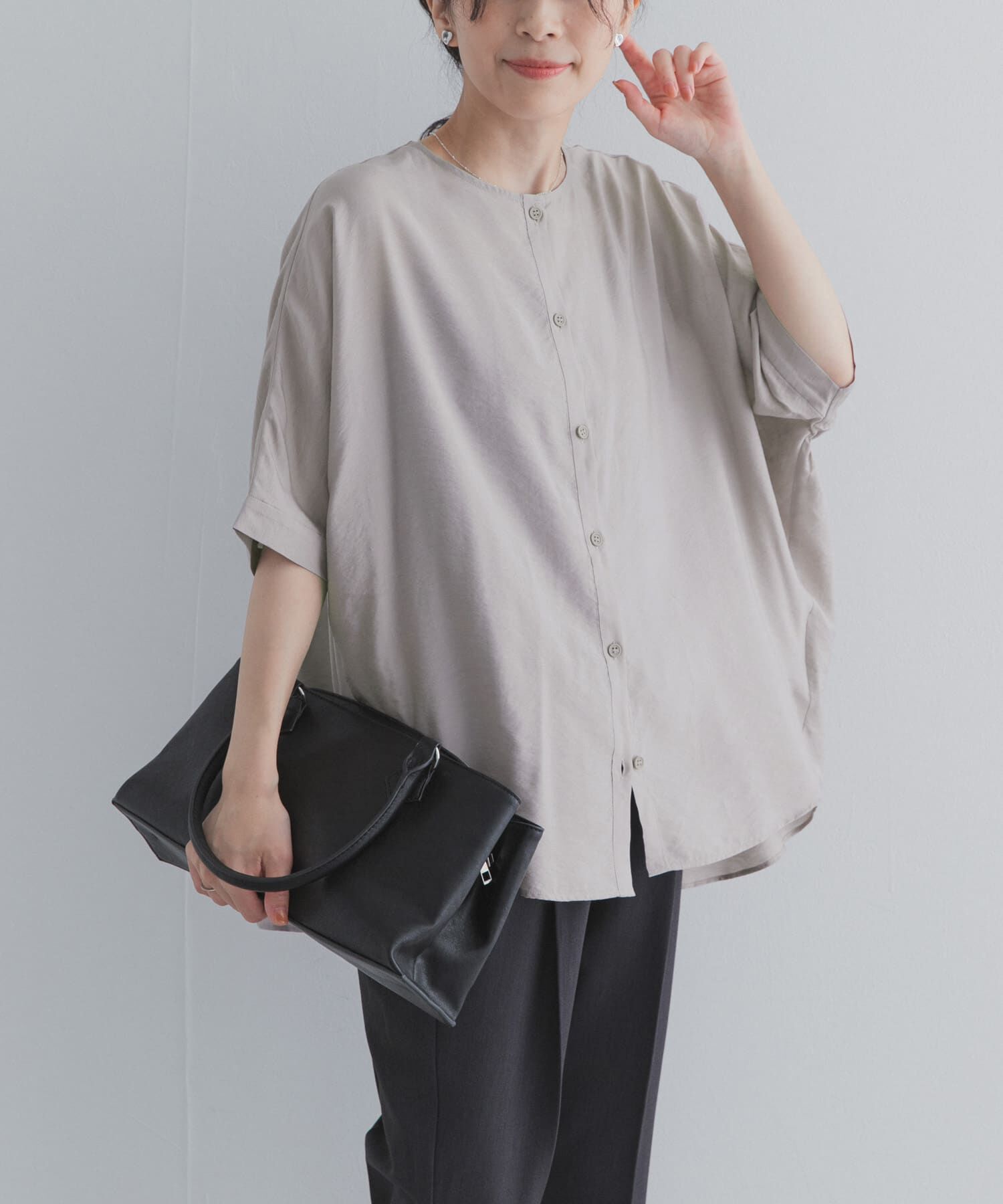URBAN RESEARCH DOORS「バックシャーリングドルマンブラウス」|シャツ・ブラウス|