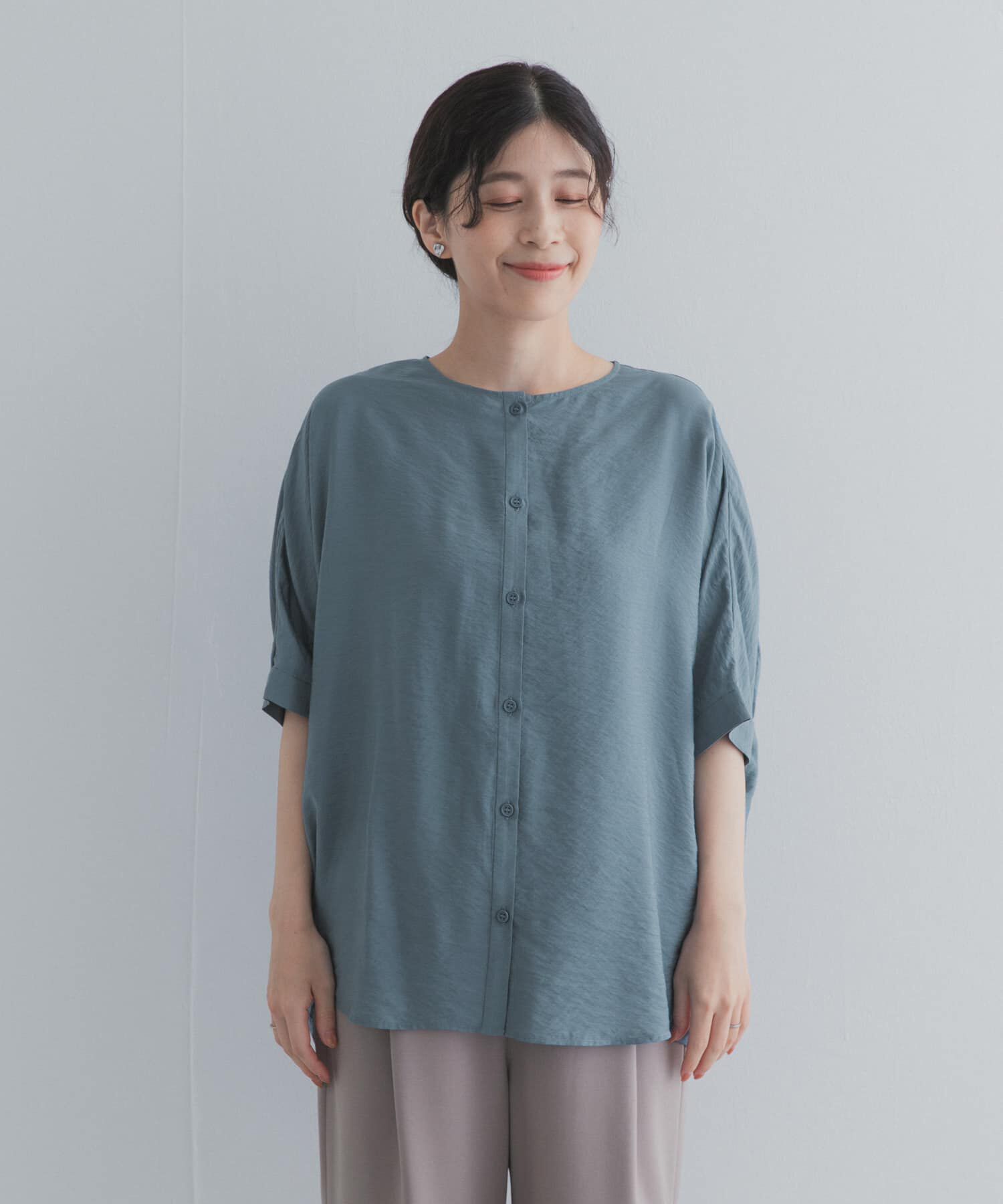 URBAN RESEARCH DOORS「バックシャーリングドルマンブラウス」|シャツ・ブラウス|