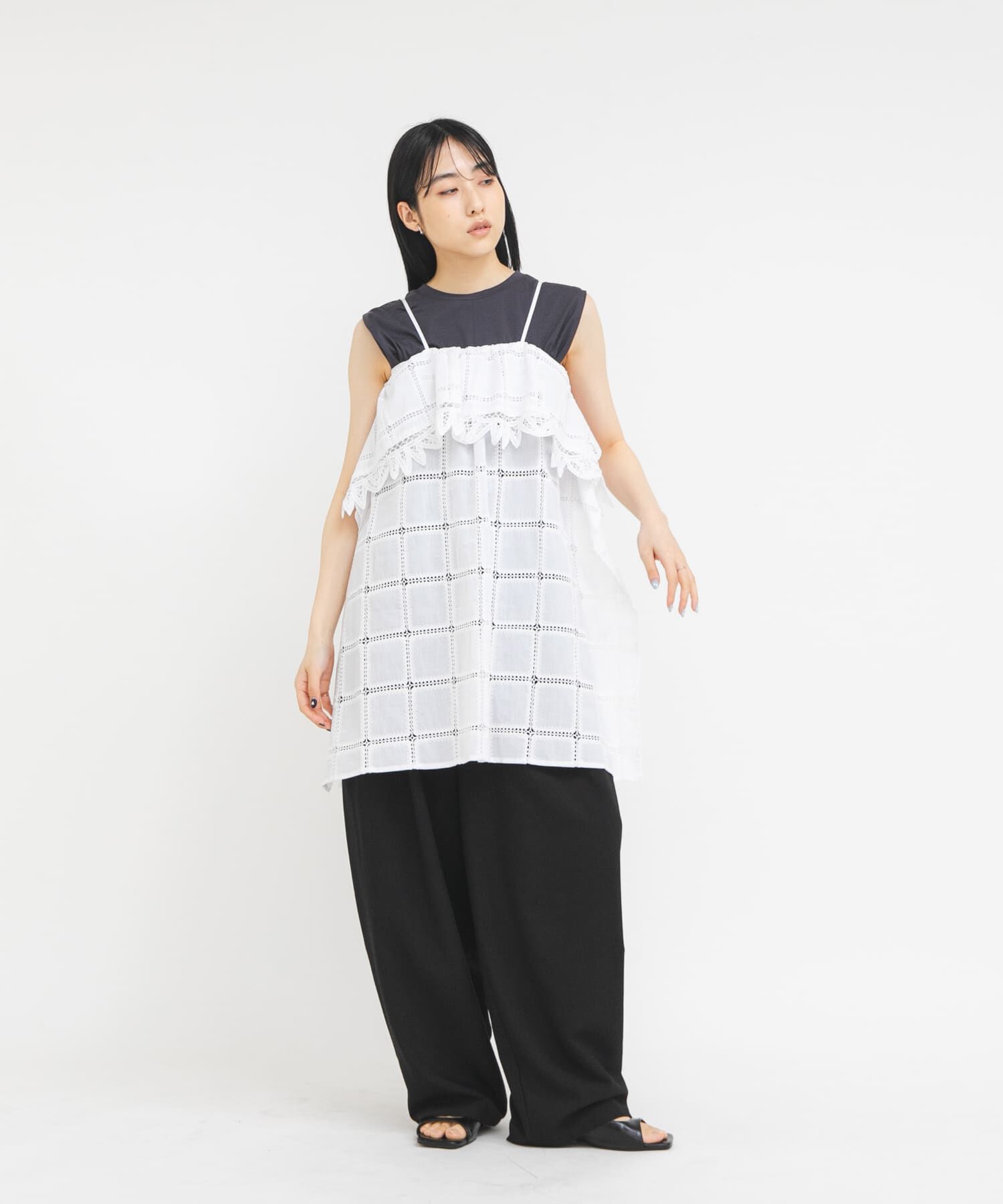  「2WAYアイレットエンブロイダリーワンピース」|ワンピース|