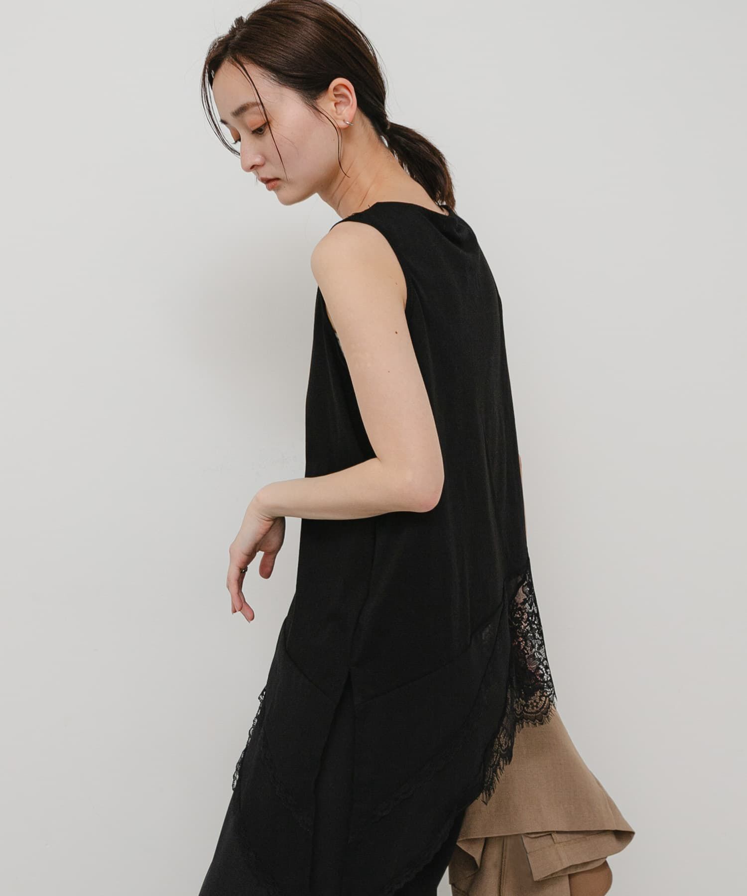 SENSE OF PLACE by URBAN RESEARCH「レースドッキングアシメカットトップ」|タンクトップ|