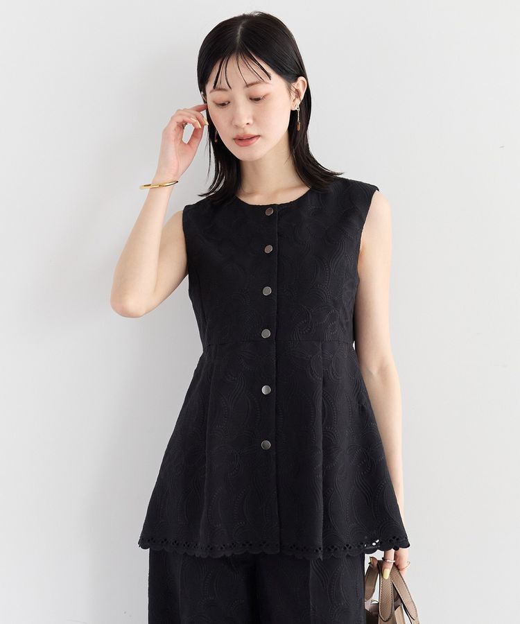 YECCA VECCA「刺繍ペプラムジレ」|ベスト・ジレ|Black