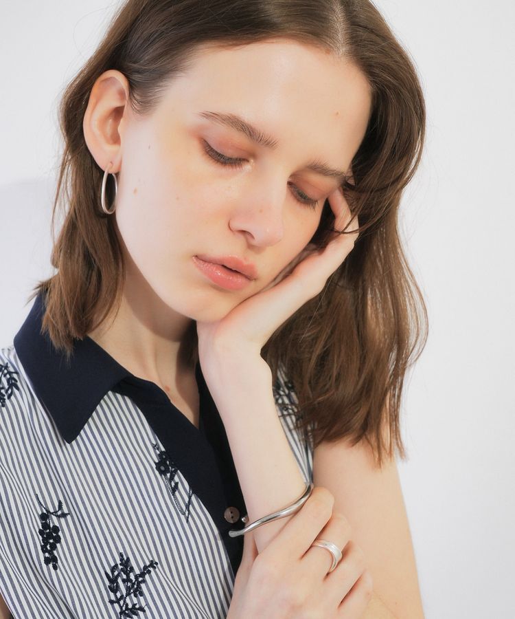 YECCA VECCA「メタルフープピアス」|ピアス|