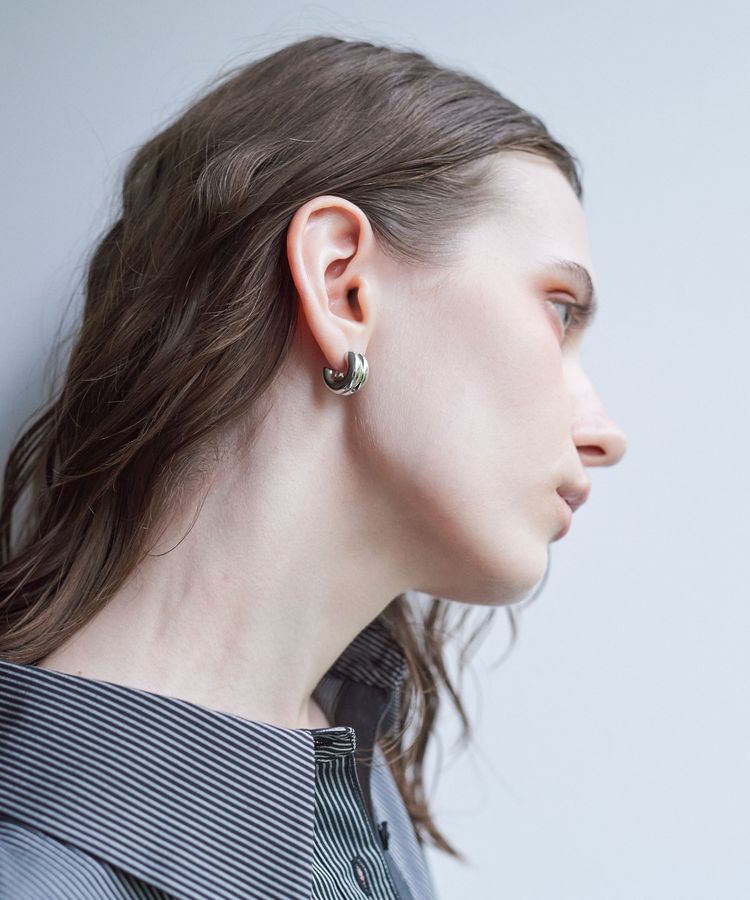 YECCA VECCA「ダブルフープピアス」|ピアス|