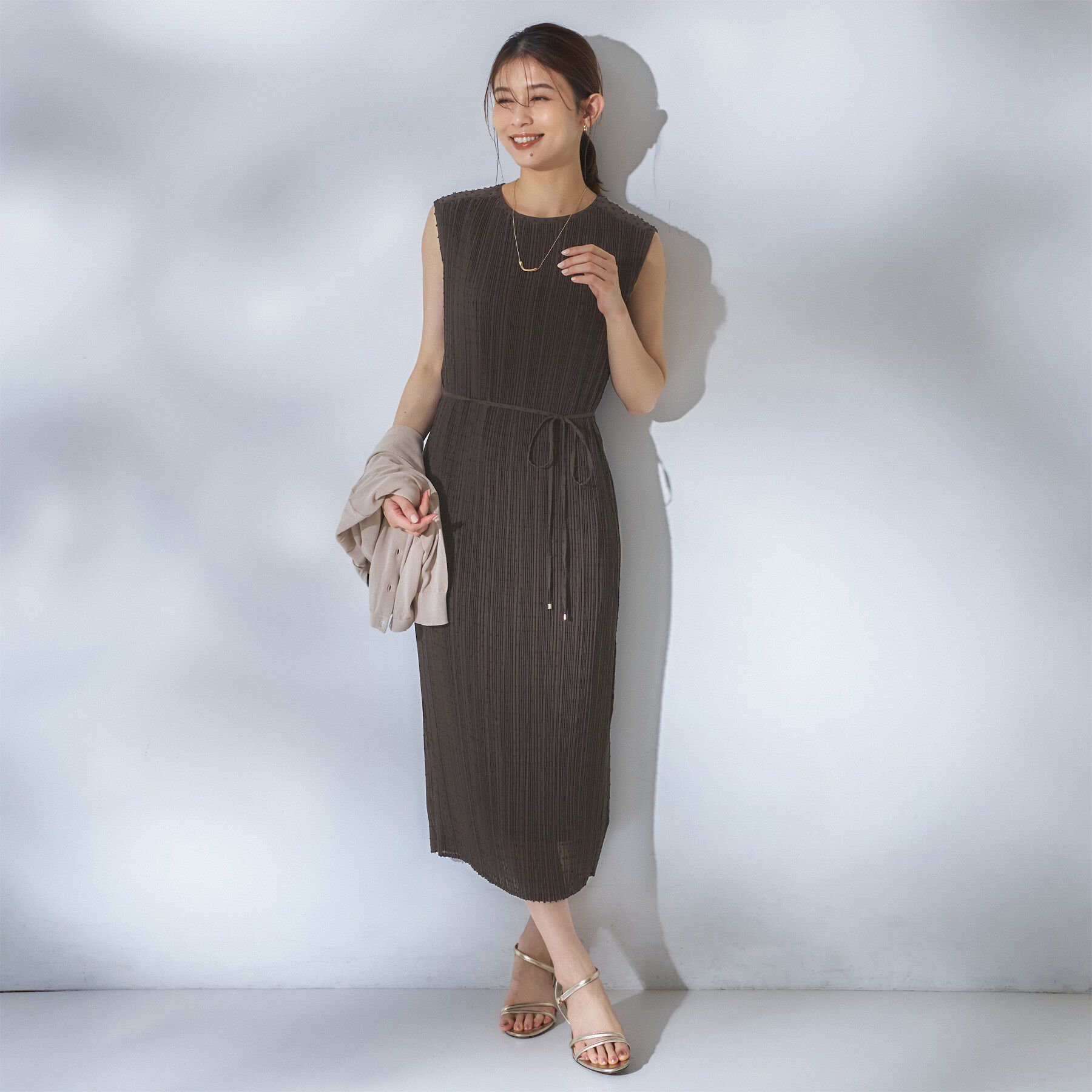UNTITLED「【華やか/シアー感】ドットジャガードワンピース」|ワンピース|
