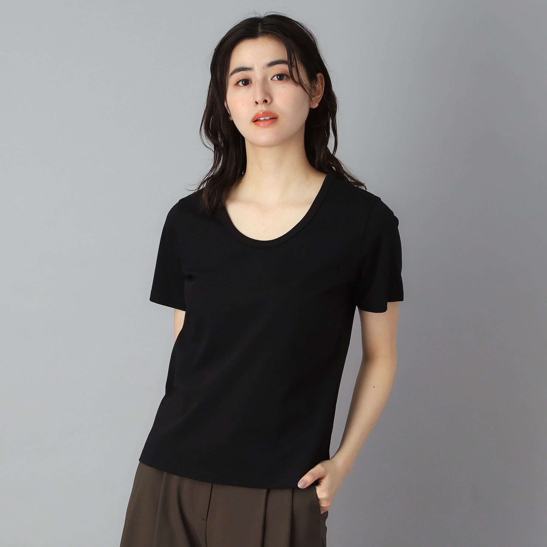 DRESSTERIOR「【接触冷感/抗菌防臭/UVカット】クールデオドラント UネックTシャツ」|Tシャツ・カットソー|