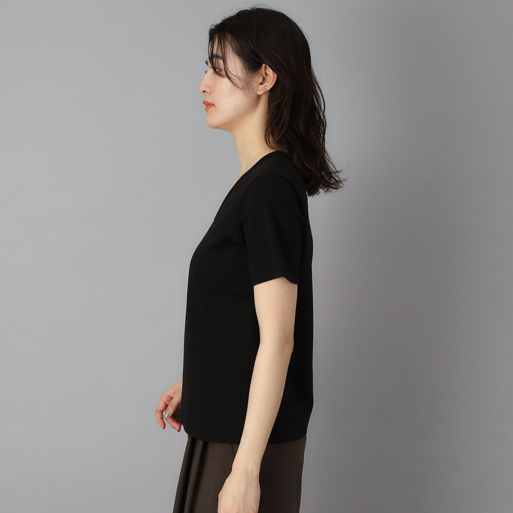 DRESSTERIOR「【接触冷感/抗菌防臭/UVカット】クールデオドラント UネックTシャツ」|Tシャツ・カットソー|