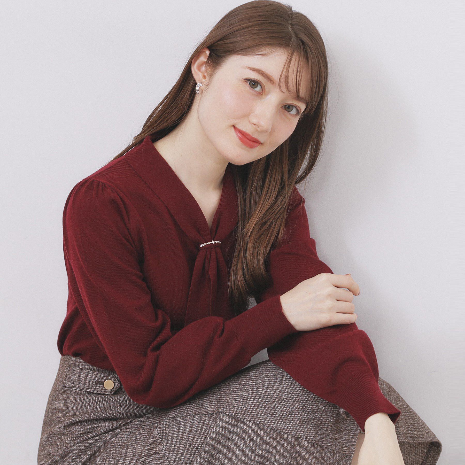 index「ゴールドパーツ付きボウタイニット【洗濯機OK】《10col／XS～LL》」|ニット・セーター|ボルドー(064)