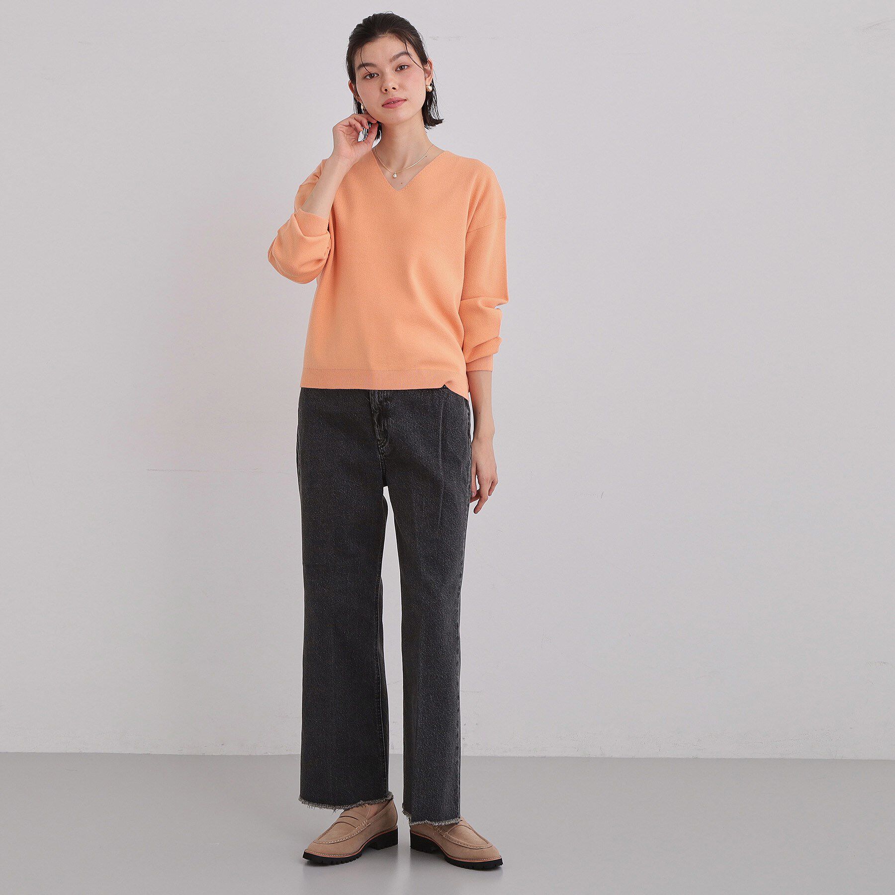 THE SHOP TK「【S-XLサイズ/上品見えが叶う】Vネックニット/洗濯機OK」|ニット・セーター|