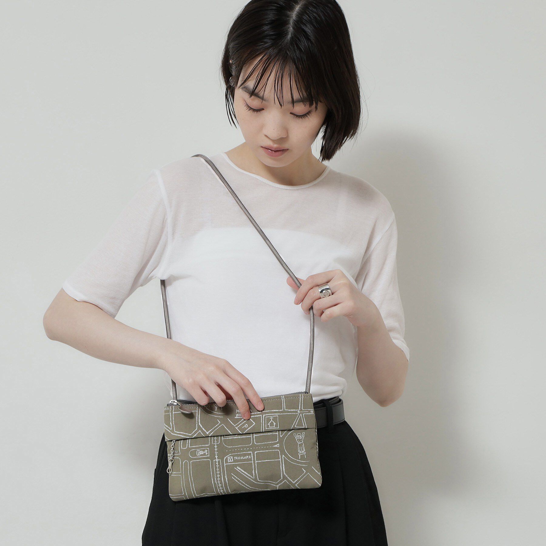 HIROKO HAYASHI「COMODA（コモダ）サコッシュ」|ショルダー・メッセンジャー|