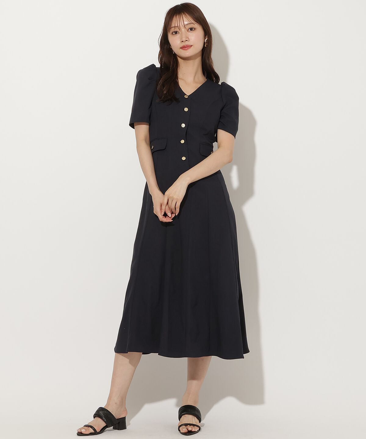 アンドクチュール「Vネックパフスリーブ半袖ワンピース」|ワンピース|
