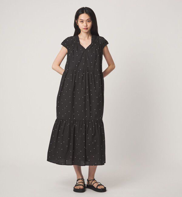 EMMEL REFINES「＜EMMEL REFINES＞EM オーバルシシュウ ティアード ワンピース」|ワンピース|BLACK
