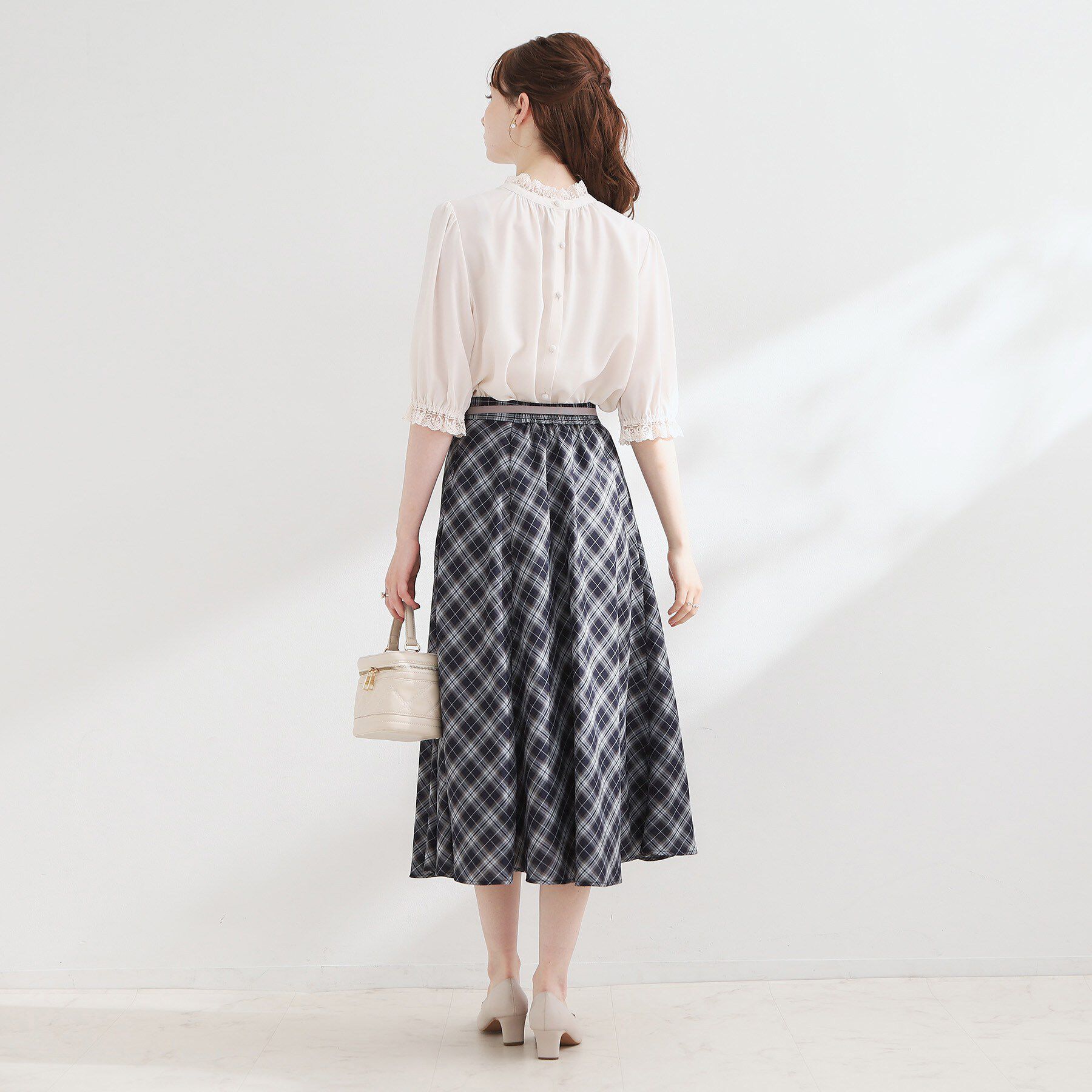 Couture broach「【大人上品・前後2WAY】エンブロレース 5分袖ブラウス【洗濯機可】」|シャツ・ブラウス|