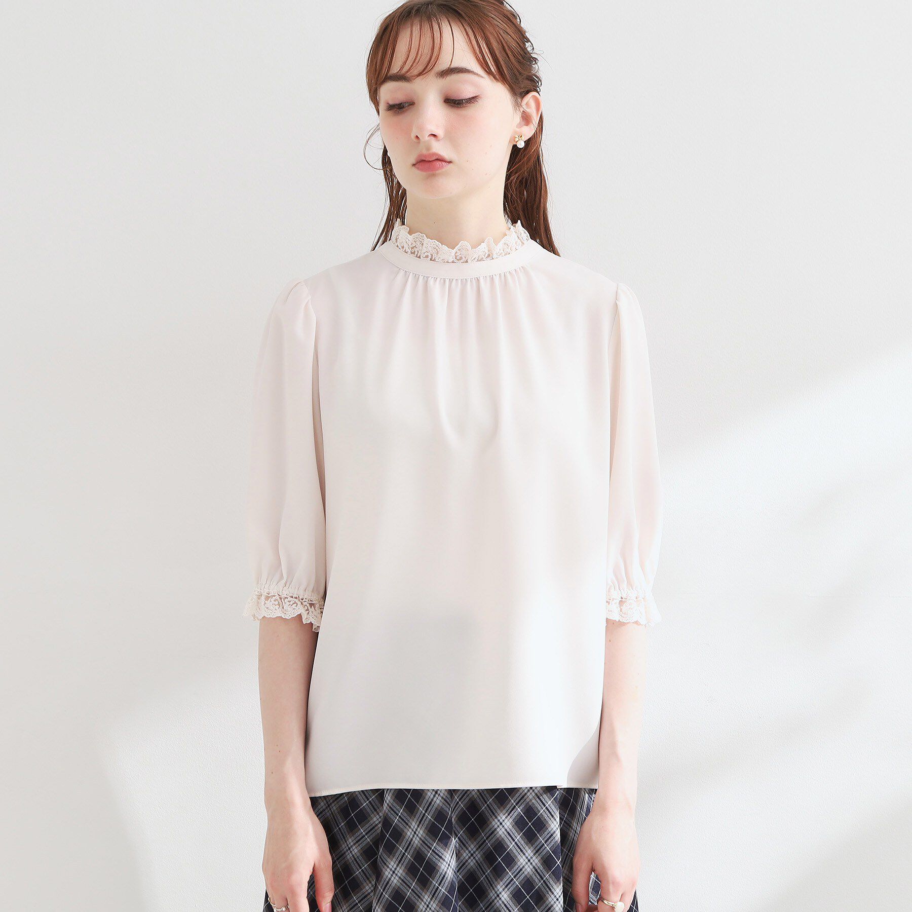 Couture broach「【大人上品・前後2WAY】エンブロレース 5分袖ブラウス【洗濯機可】」|シャツ・ブラウス|