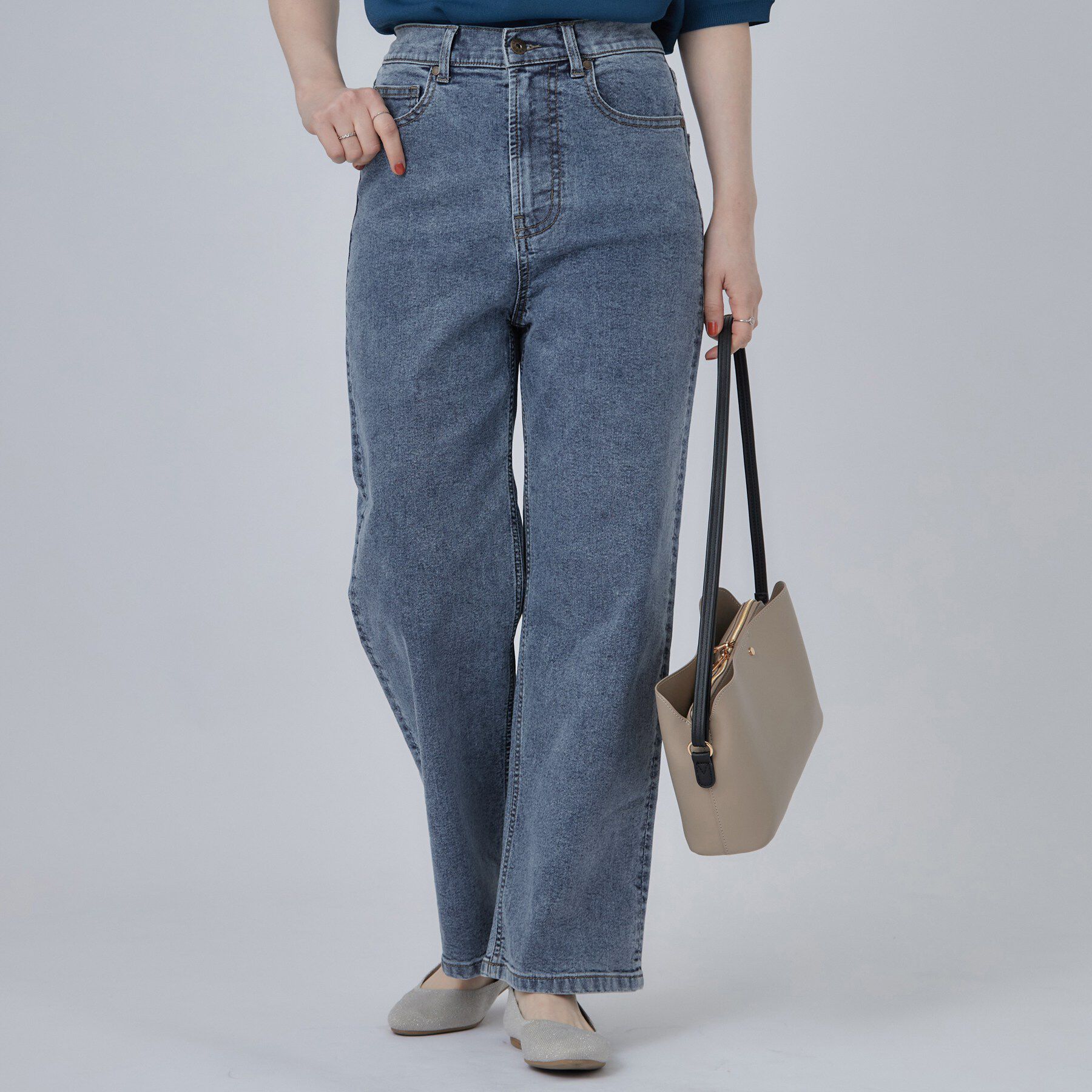 SHOO･LA･RUE「【S-LL/ストレッチ/色落ちしにくいネイビー】脚がまっすぐきれいに見える ワイドストレートデニムパ」|デニム|ブルー(092)