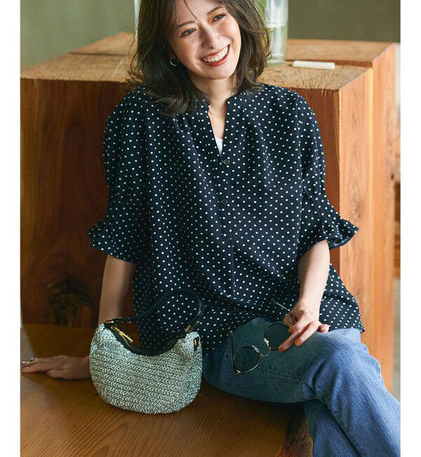 23区「【WEB&一部店舗限定】ドットプリント サッカー ブラウス」|シャツ・ブラウス|ﾈｲﾋﾞｰ&times;ﾎ