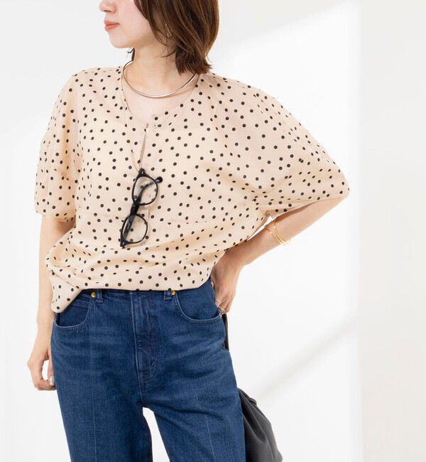 Rie Miller「《接触冷感》ウォッシャブルキャップスリーブプルオーバー」|シャツ・ブラウス|ブラウンベージュ系1