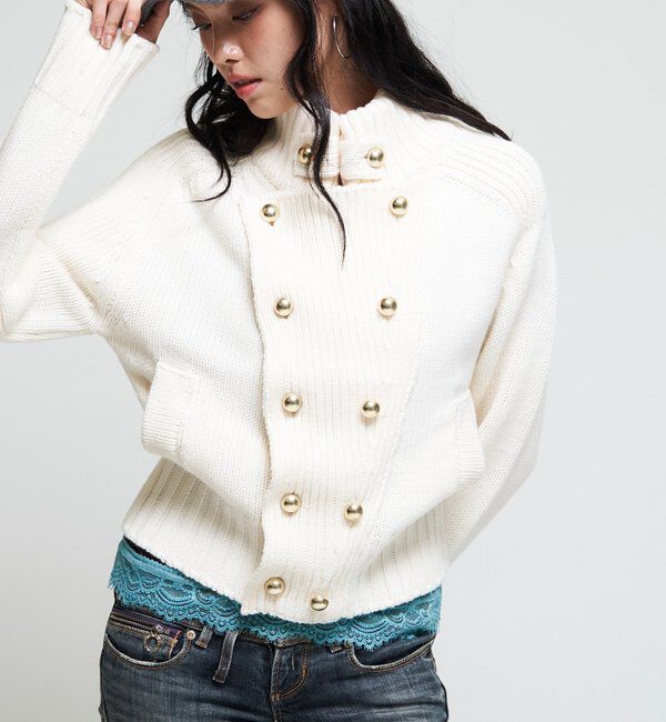  「【26AW LOOK掲載品番】ヘリテージWボタンニット」|ニット・セーター|アイボリー