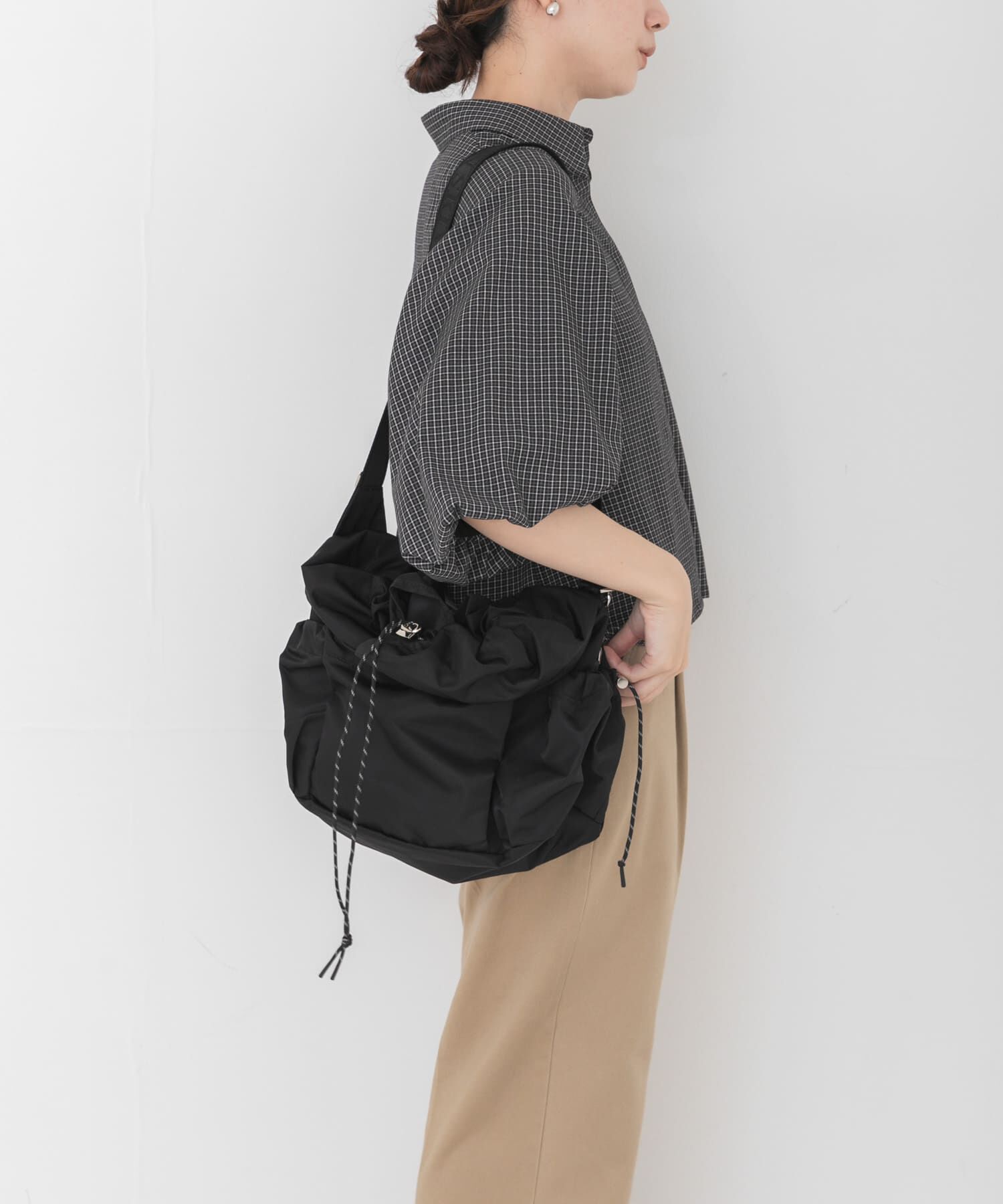 URBAN RESEARCH「NOMADIS　SQUASH」|ショルダー・メッセンジャー|