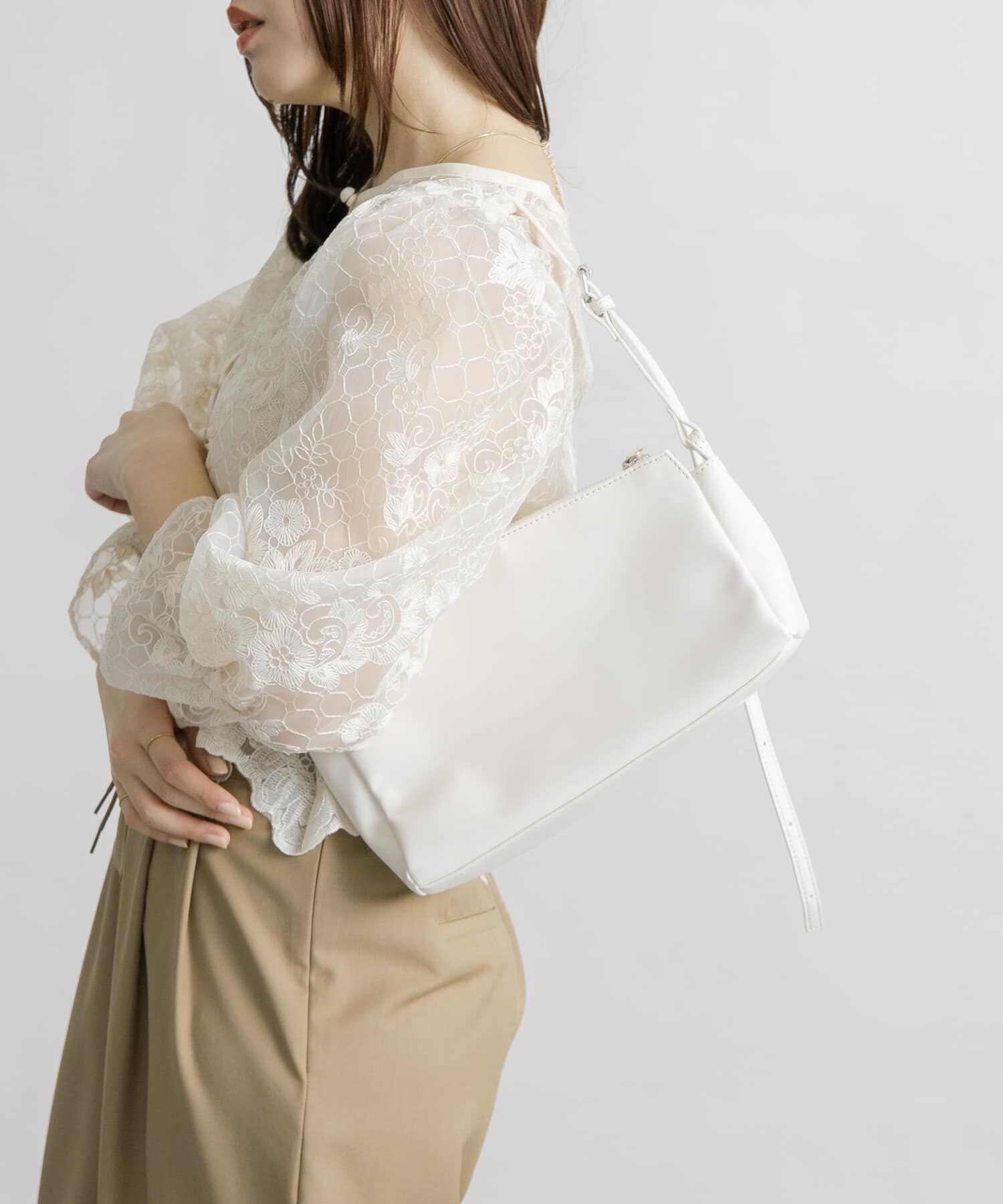  「アシンメトリースリムショルダーBAG」|ショルダー・メッセンジャー|アイボリー