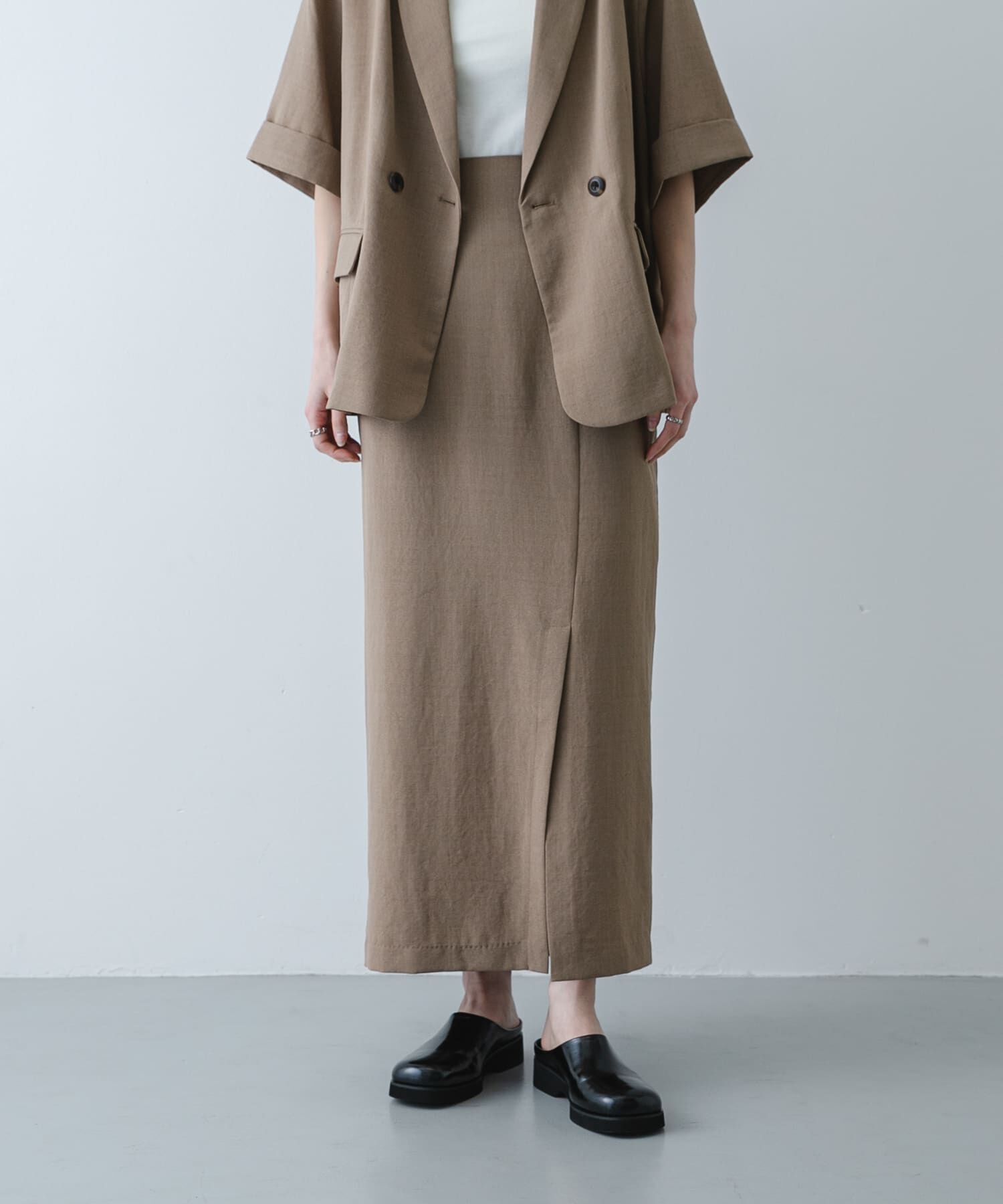 SENSE OF PLACE by URBAN RESEARCH「『一部WEB限定』『UR TECH DRYLUXE』リネンライクスリットタイトスカート」|スカート|