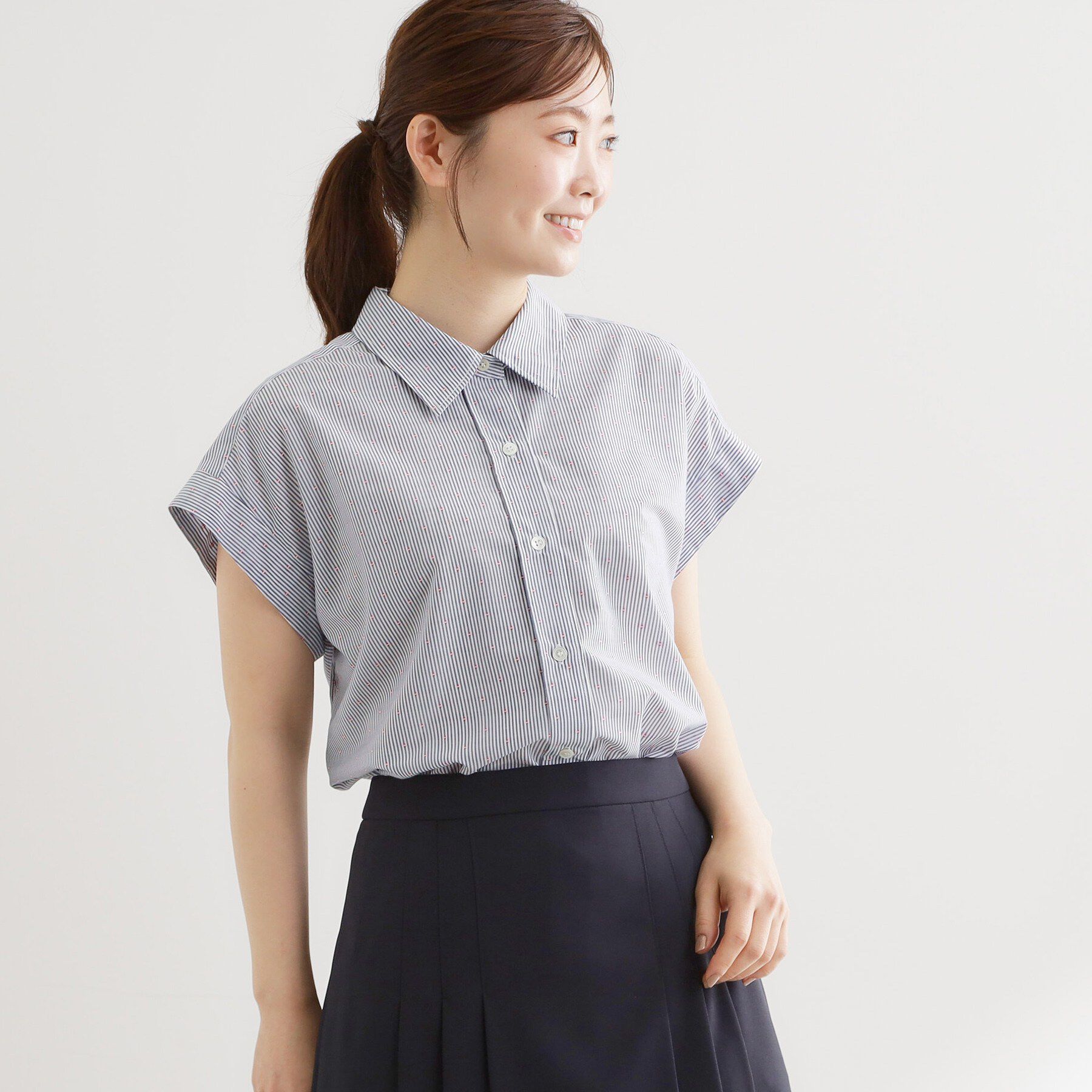 Reflect「【接触冷感】フレンチスリーブシャツブラウス」|シャツ・ブラウス|