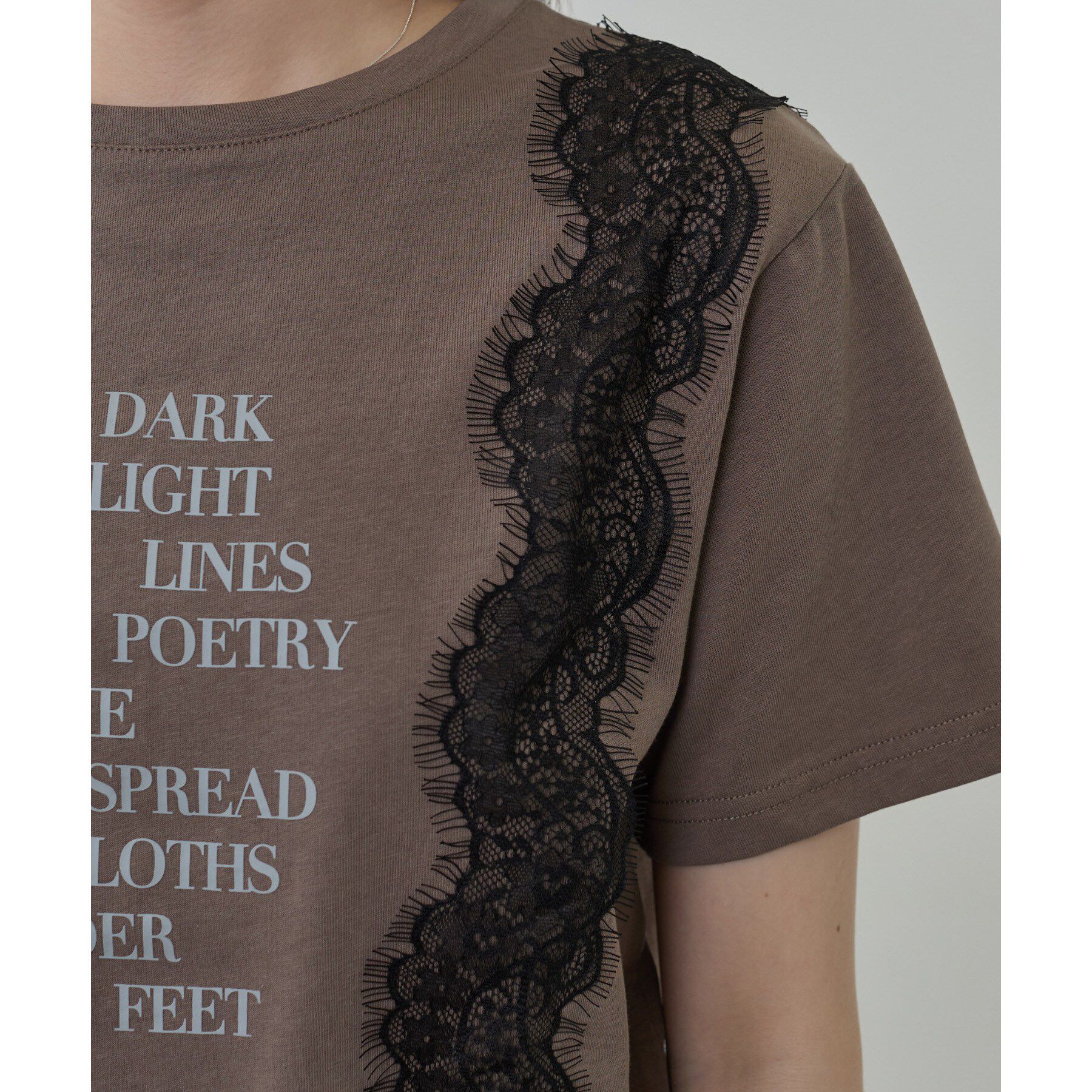 GALLEST「レースステッチドTシャツ」|Tシャツ・カットソー|