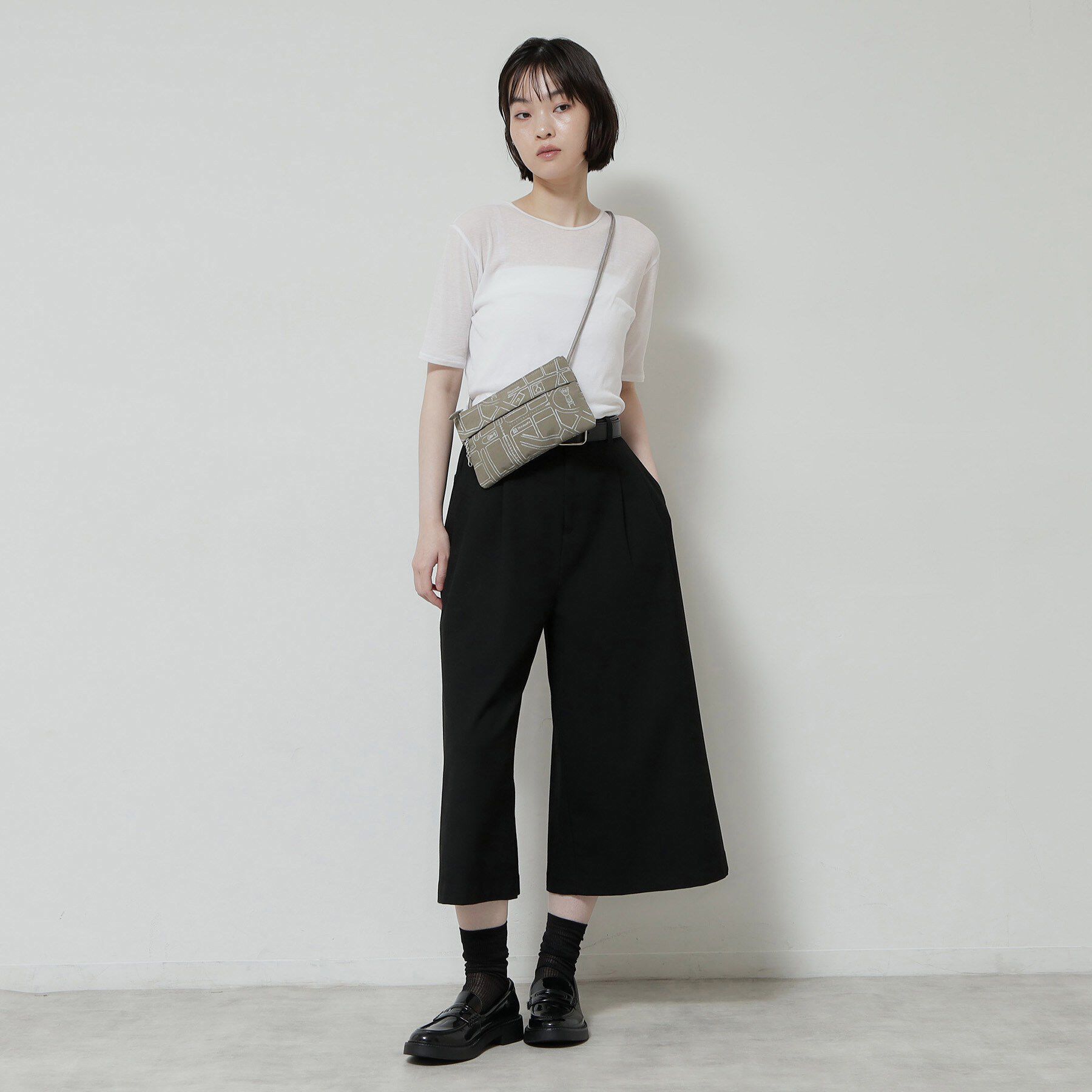 HIROKO HAYASHI「COMODA（コモダ）サコッシュ」|ショルダー・メッセンジャー|