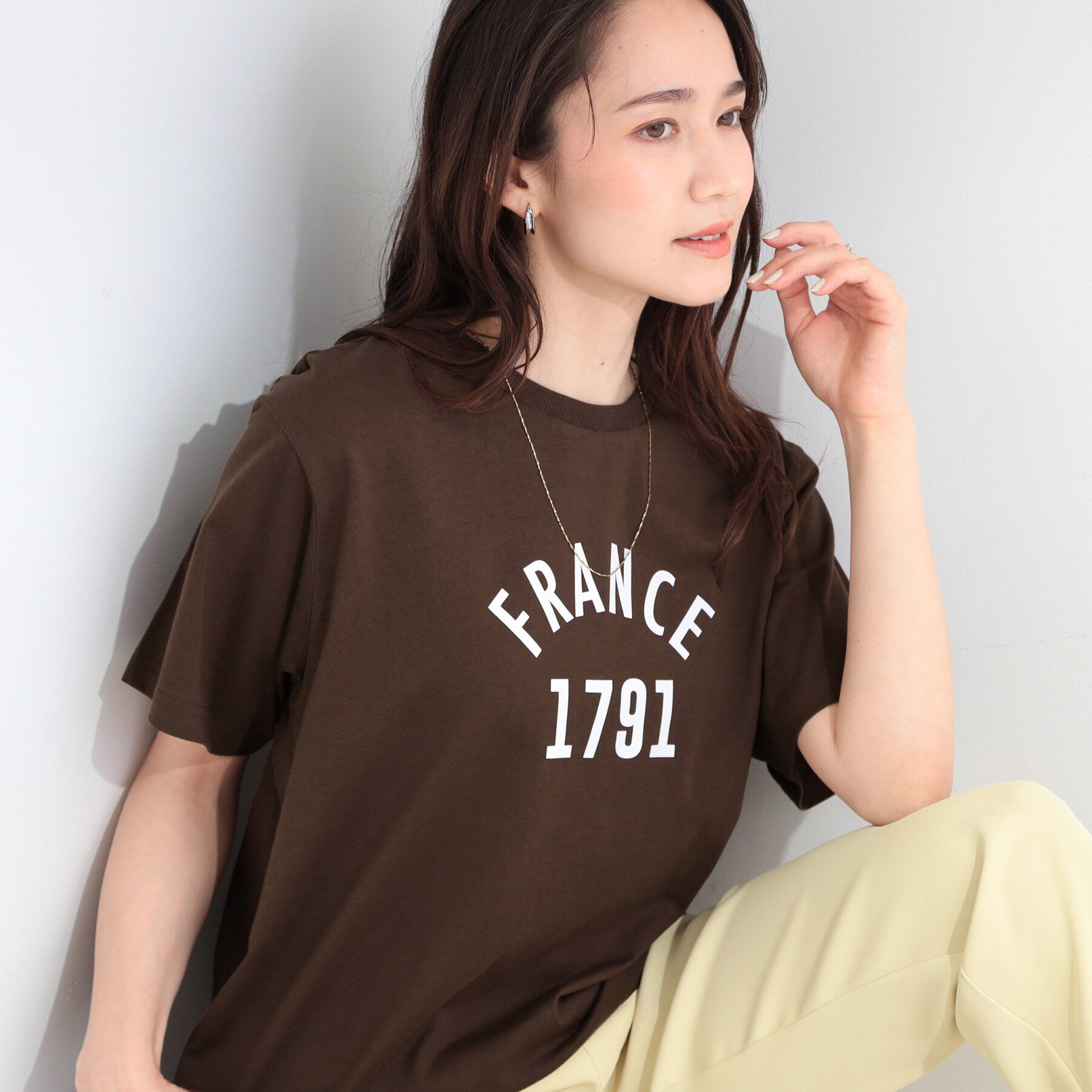 SHOO･LA･RUE「【ひんやり/洗濯機可/S-LL】夏に快適サラサラ感 大人のひんやりプリントTシャツ」|Tシャツ・カットソー|ブラウン(244)