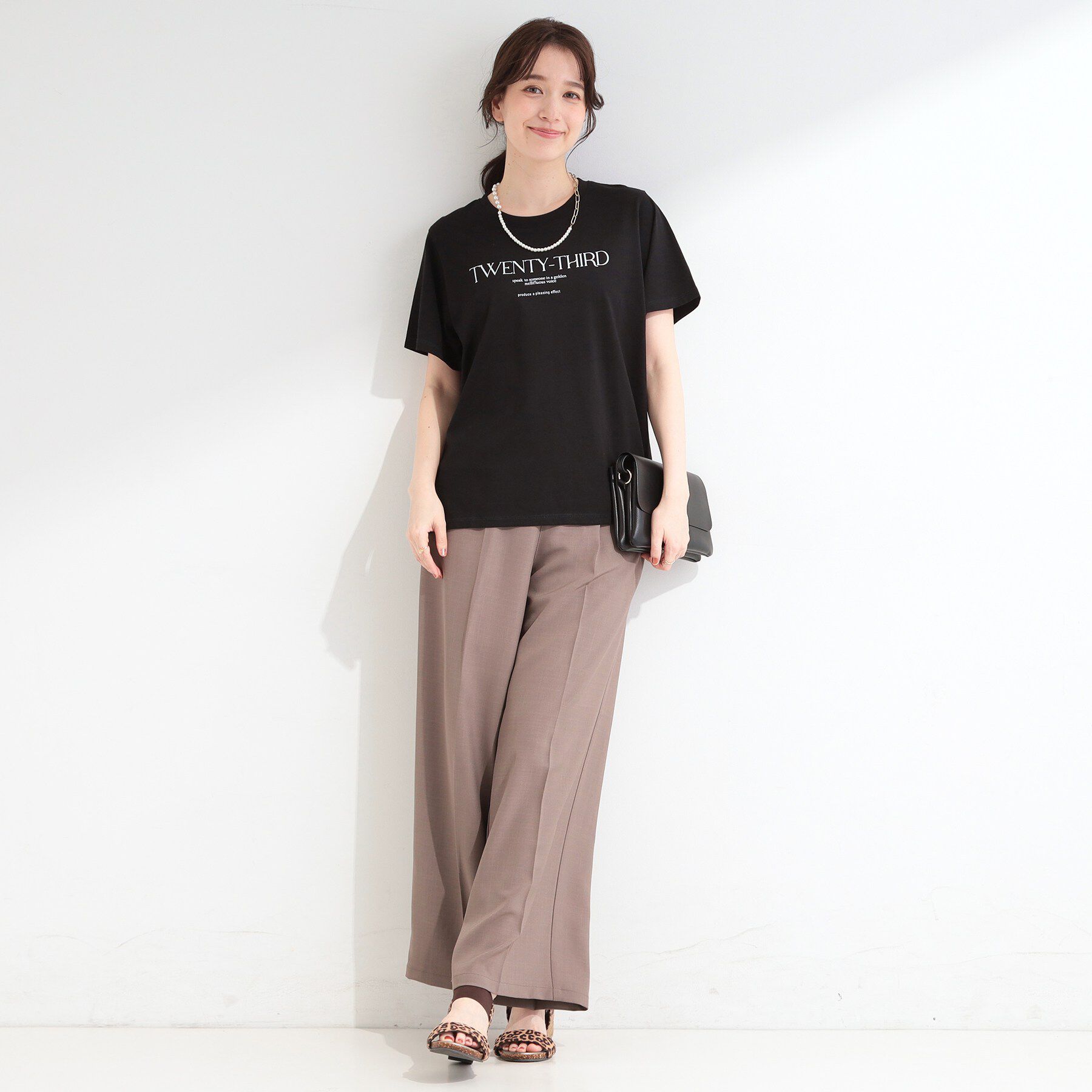 SHOO･LA･RUE「【ひんやり/S-LL/洗濯機可】真夏に着たい 大人のベーシックカラープリントTシャツ」|Tシャツ・カットソー|