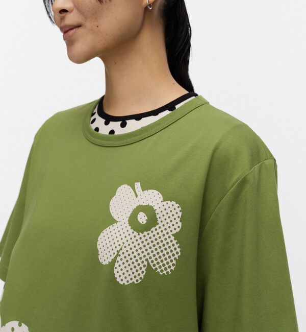Marimekko「Vihne Unikko Placement Tシャツ」|シャツ・ブラウス|