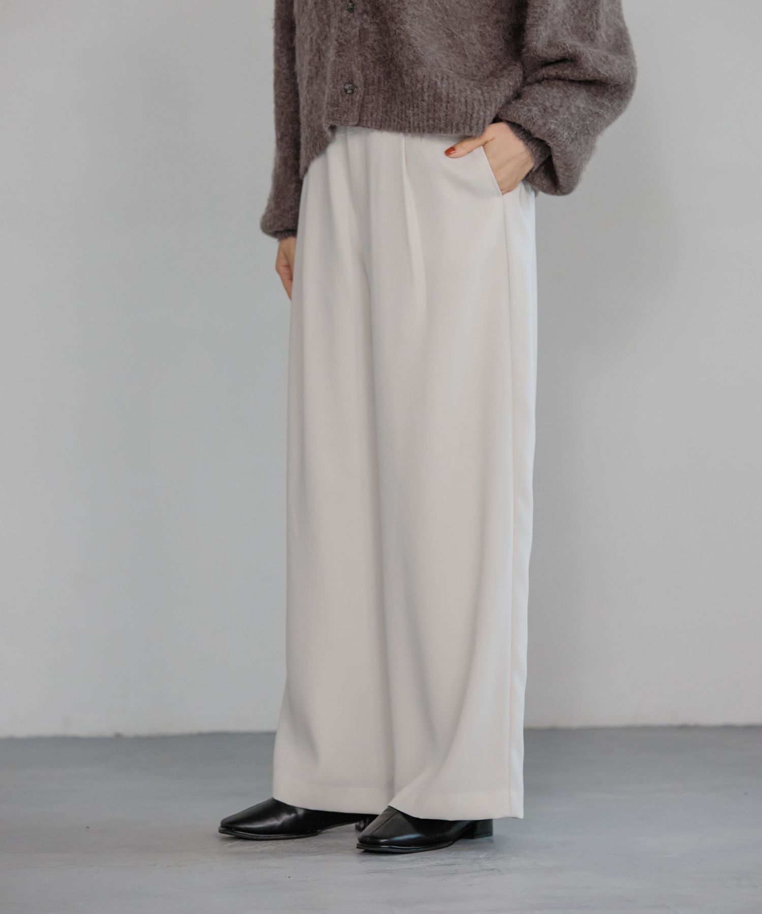 A part by 「【洗える・シワになりにくい】きれいめイージーストレートパンツ」|その他|