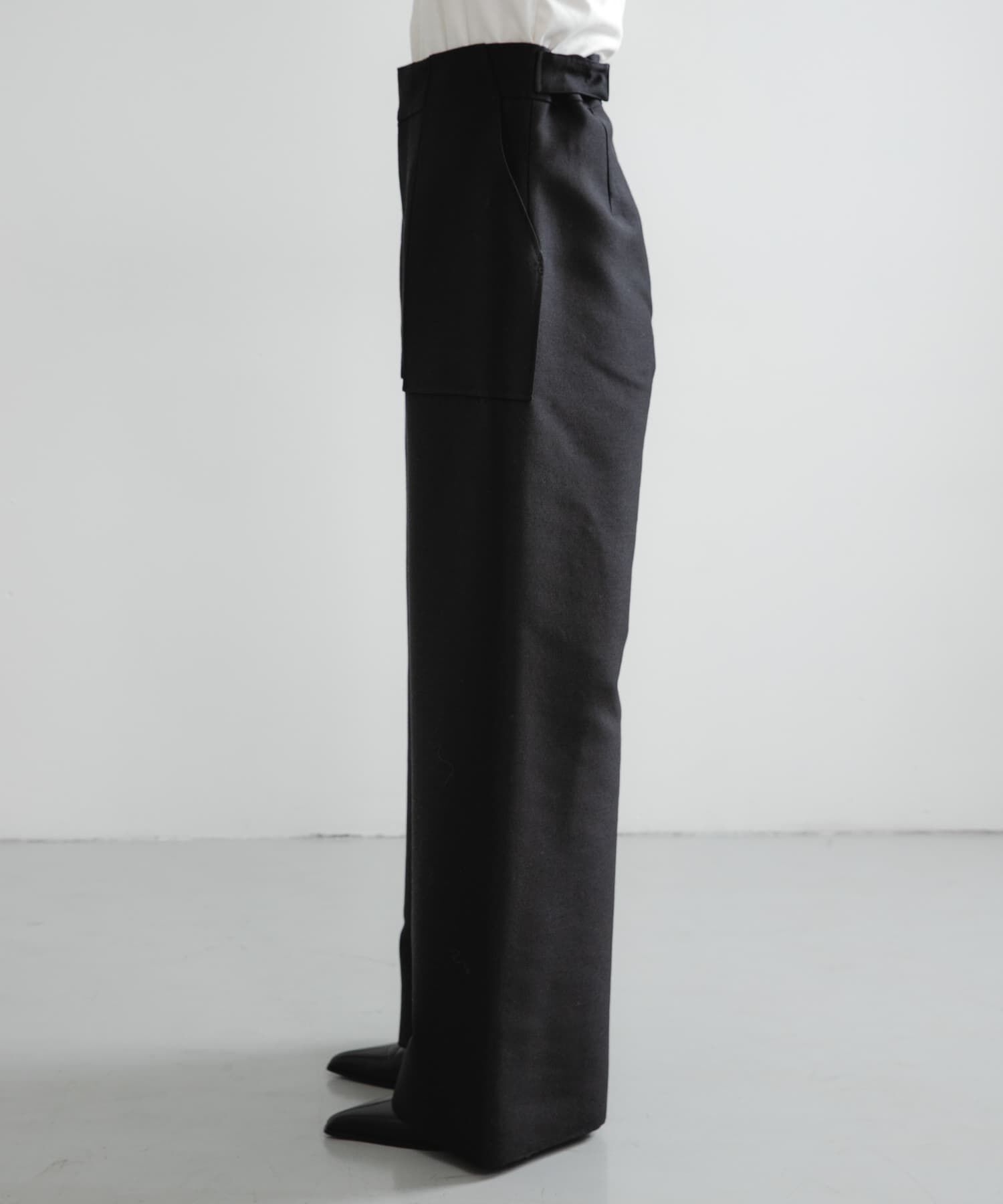 URBAN RESEARCH「new basic　WOOL SILK WIDE PANTS」|その他|