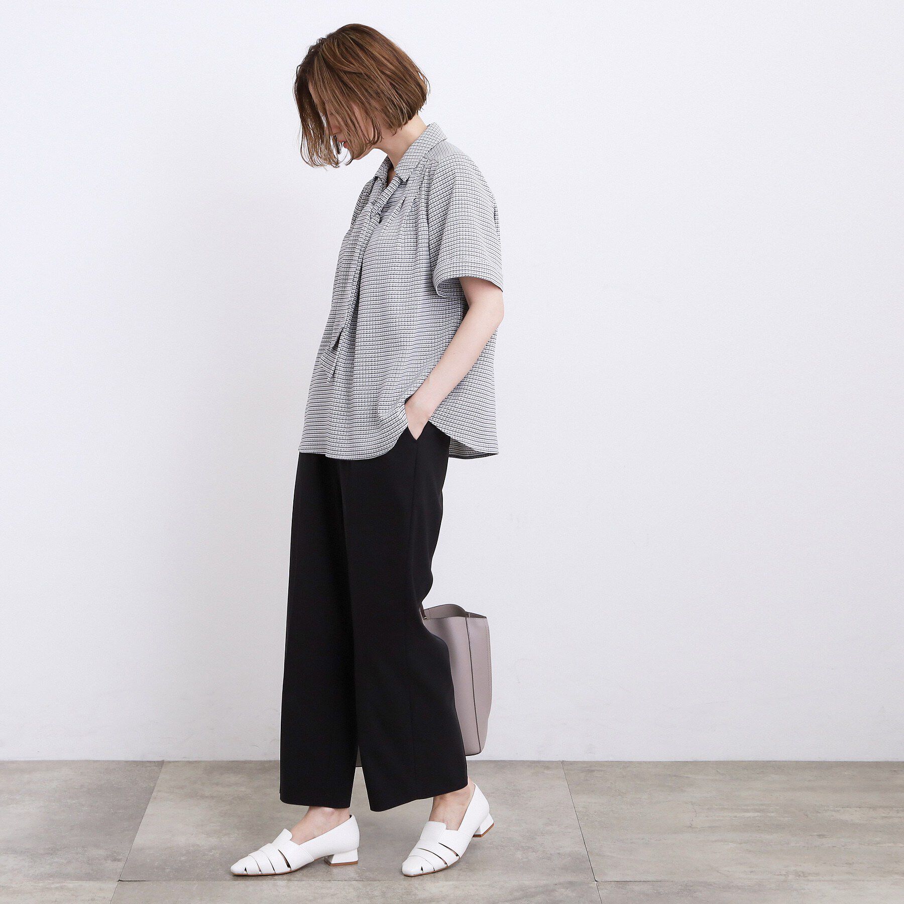 grove「暑い季節もきれいが続く！センタープレスが取れにくい、ハイパーストレッチワイドパンツ」|その他|
