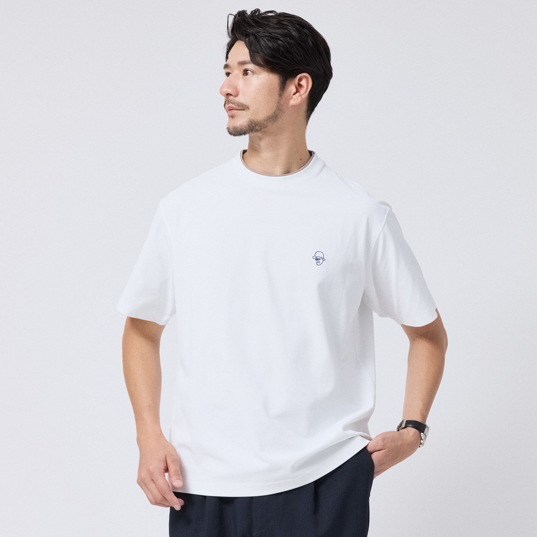 TAKEO KIKUCHI「【汗染み軽減/接触冷感】フェイクレイヤード ワンポイント刺繍Ｔシャツ」|Tシャツ・カットソー|ホワイト(001)