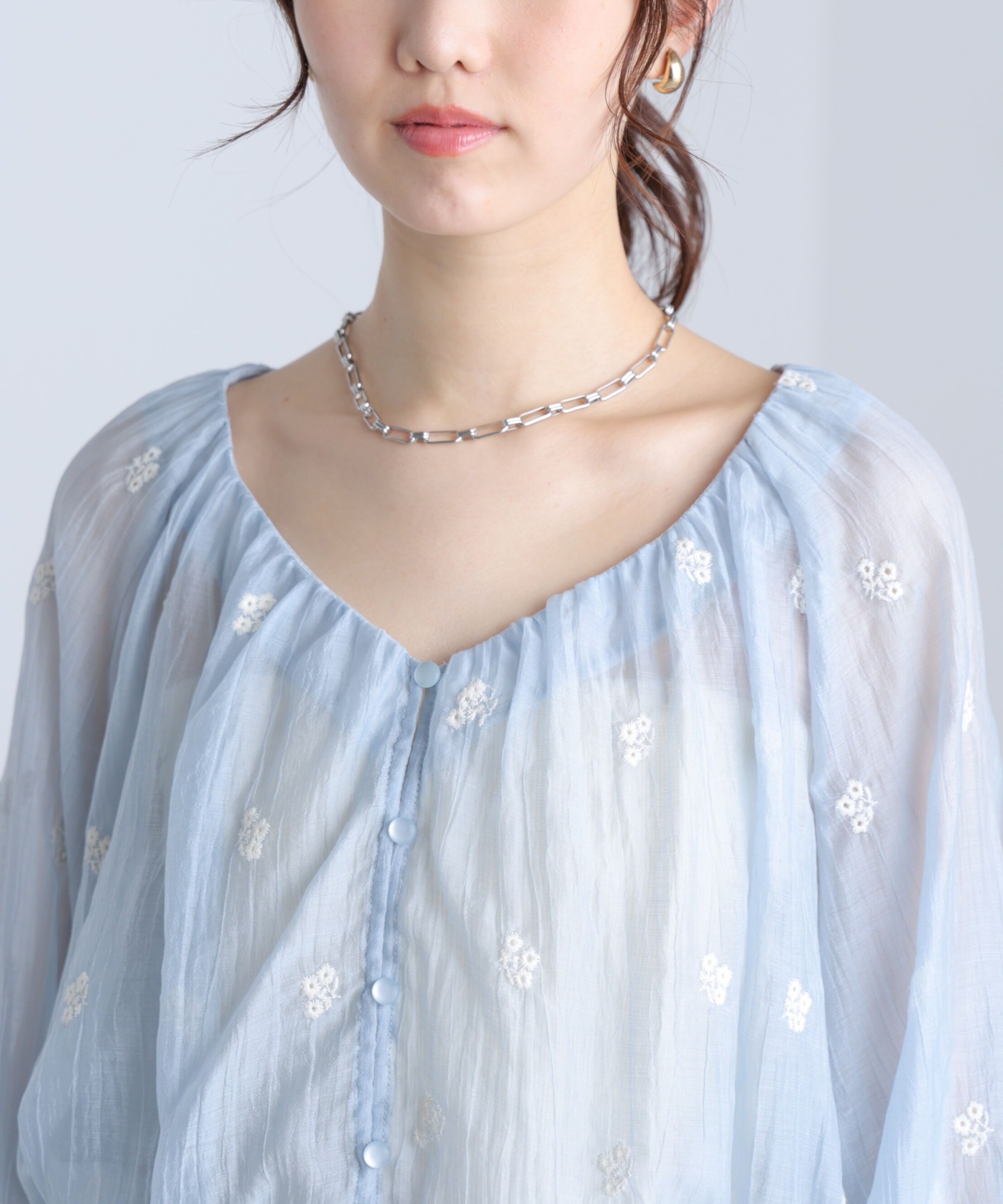  「シアー小花刺繍サイドリボンブラウス」|シャツ・ブラウス|