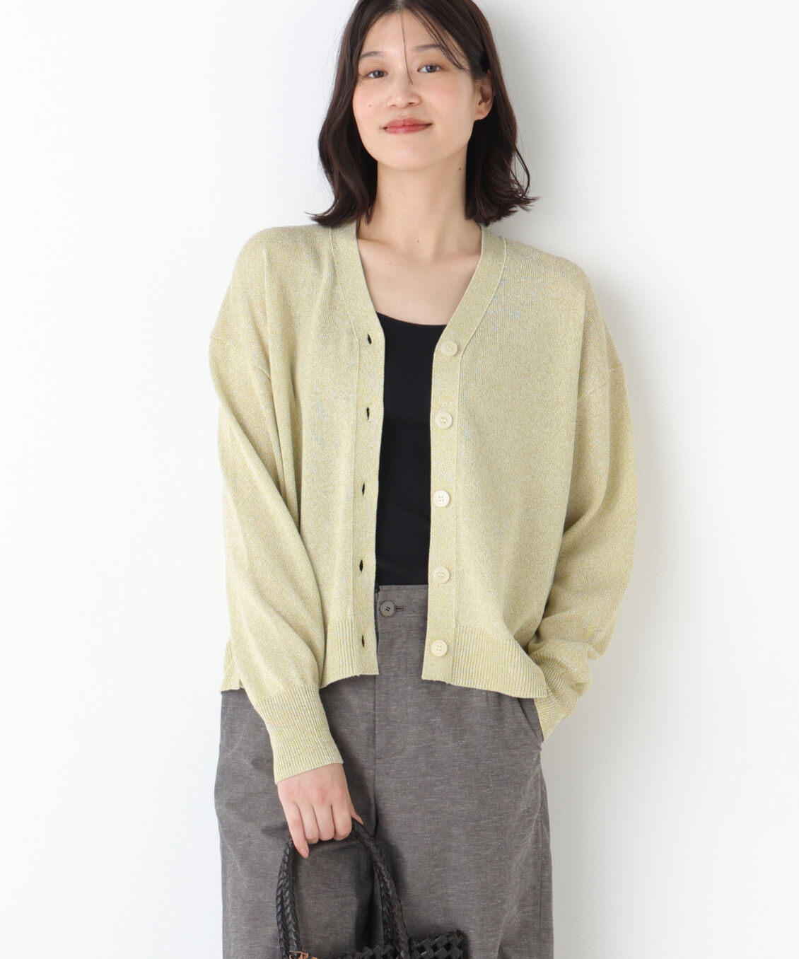  「◆《名品 / 洗える》　ペーパーヤーンＶネックカーディガン」|ニット・セーター|ライムイエロ