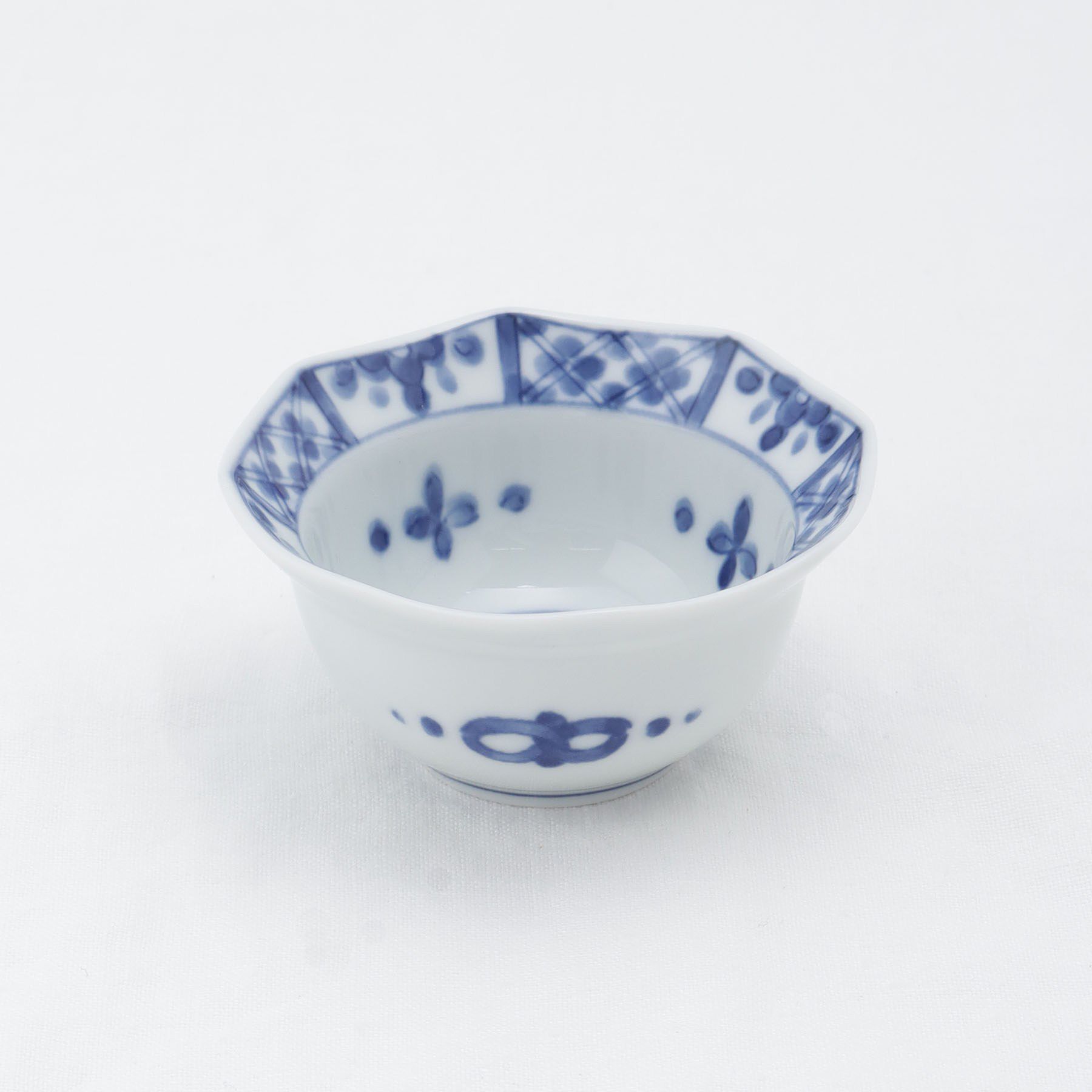 212 KITCHEN STORE「藍凛堂 八角珍味鉢 間取小花」|食器・キッチングッズ|