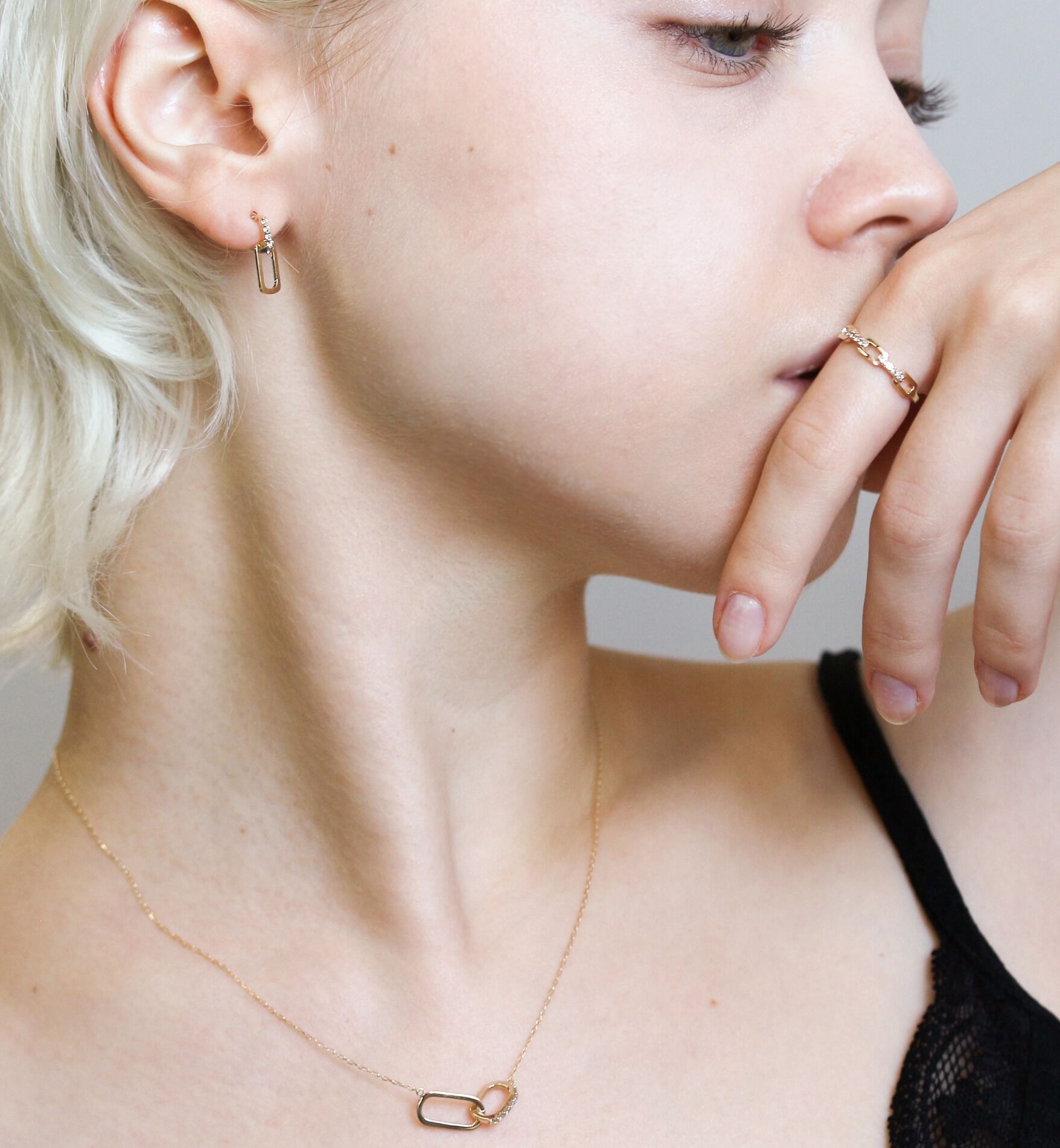  「ダイヤモンド リアン ピアス  | K10YG 〈リアン〉」|ピアス|