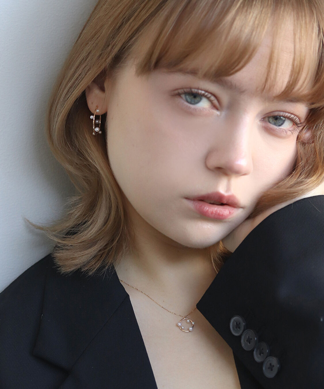  「パール リリー スナップ フープ ピアス| K10YG」|ピアス|