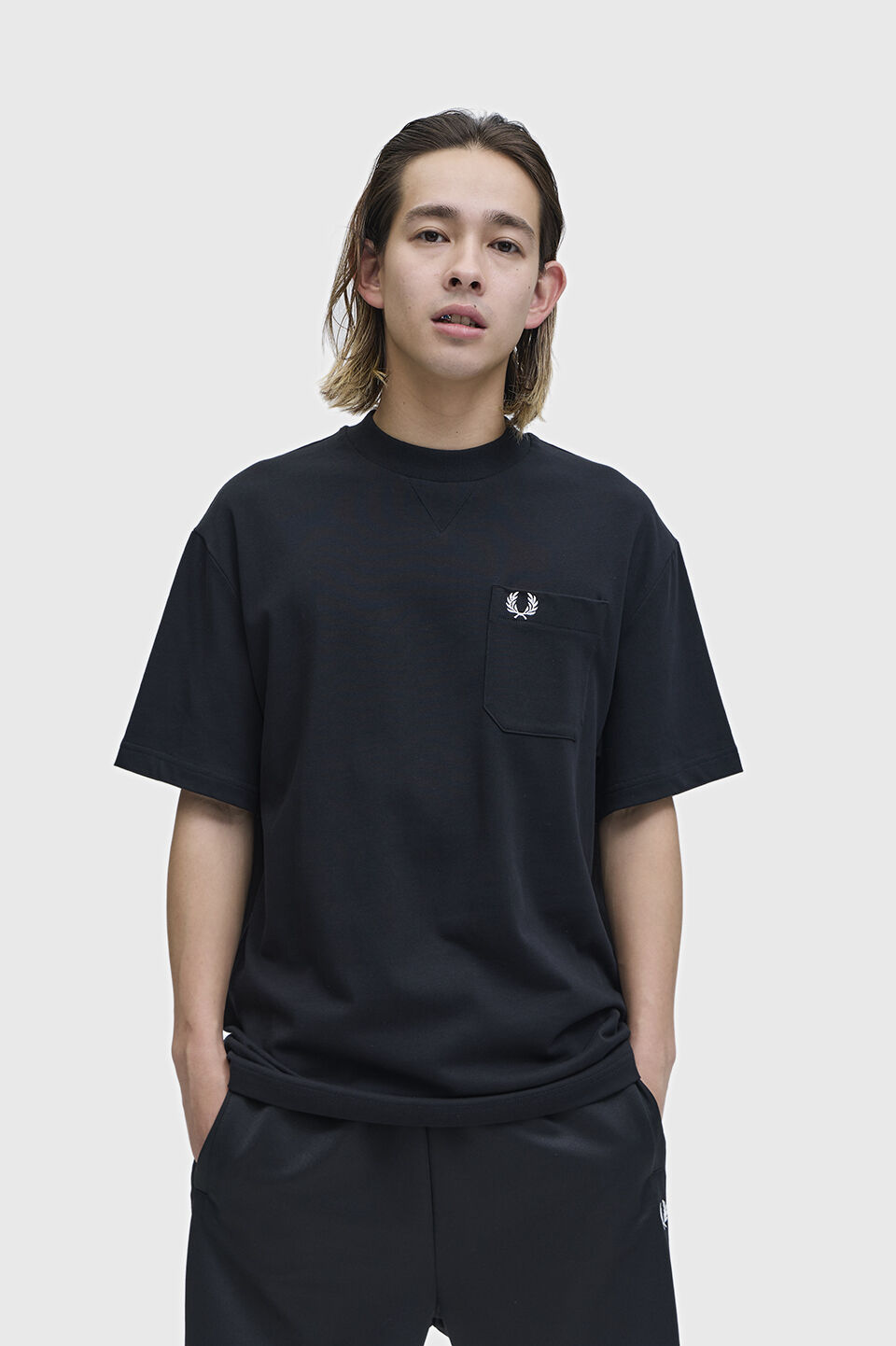 FRED PERRY 「FRED PERRY／Pocket Detail T-Shirt／ポケットディテールTシャツ」|Tシャツ・カットソー|BLACK