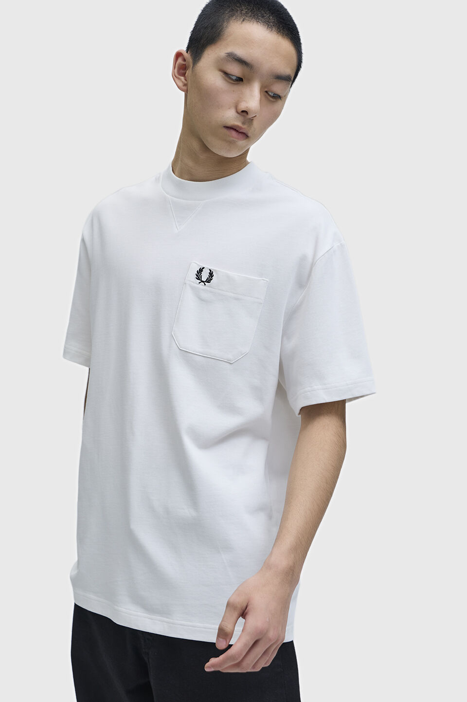 FRED PERRY 「FRED PERRY／Pocket Detail T-Shirt／ポケットディテールTシャツ」|Tシャツ・カットソー|