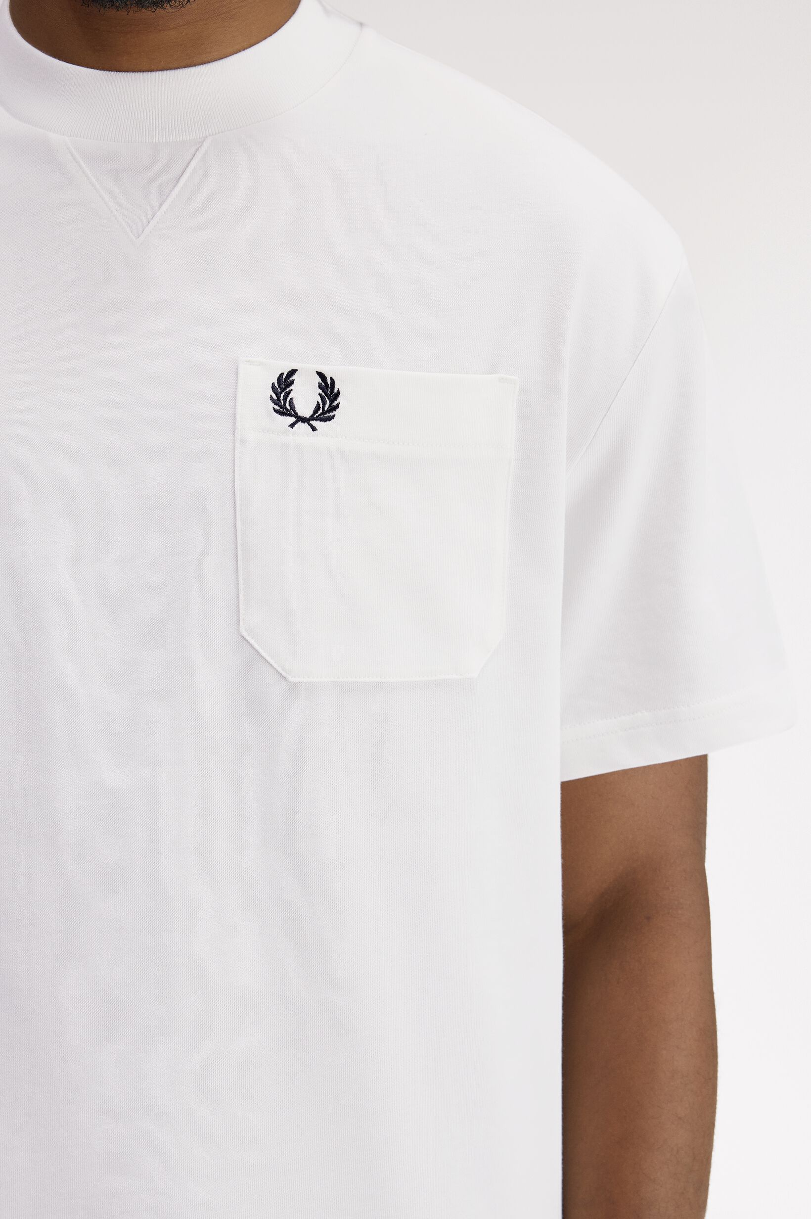 FRED PERRY 「FRED PERRY／Pocket Detail T-Shirt／ポケットディテールTシャツ」|Tシャツ・カットソー|