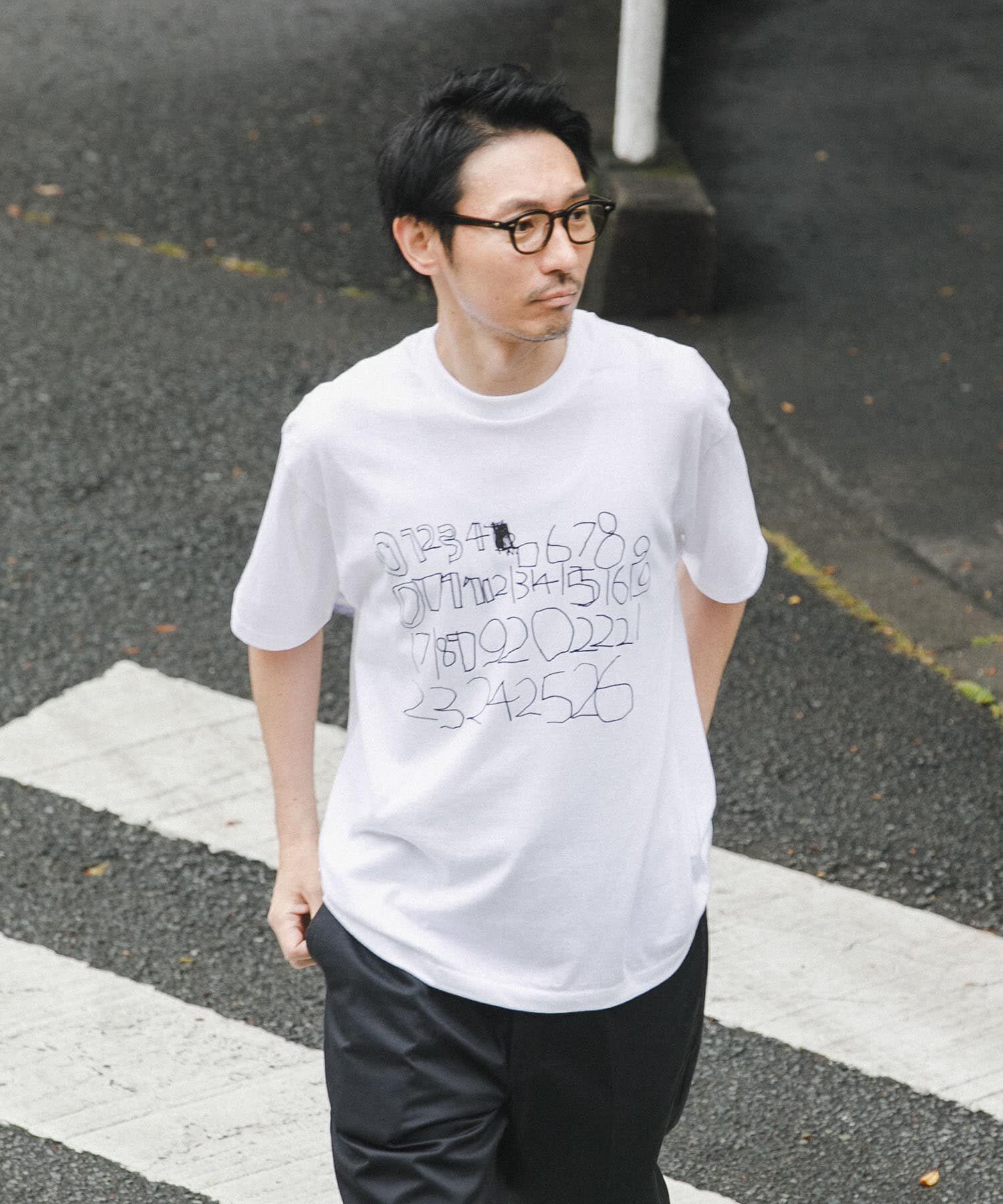 URBAN RESEARCH「LOGIC ONE LOGO T-SHIRTS」|Tシャツ・カットソー|ホワイト