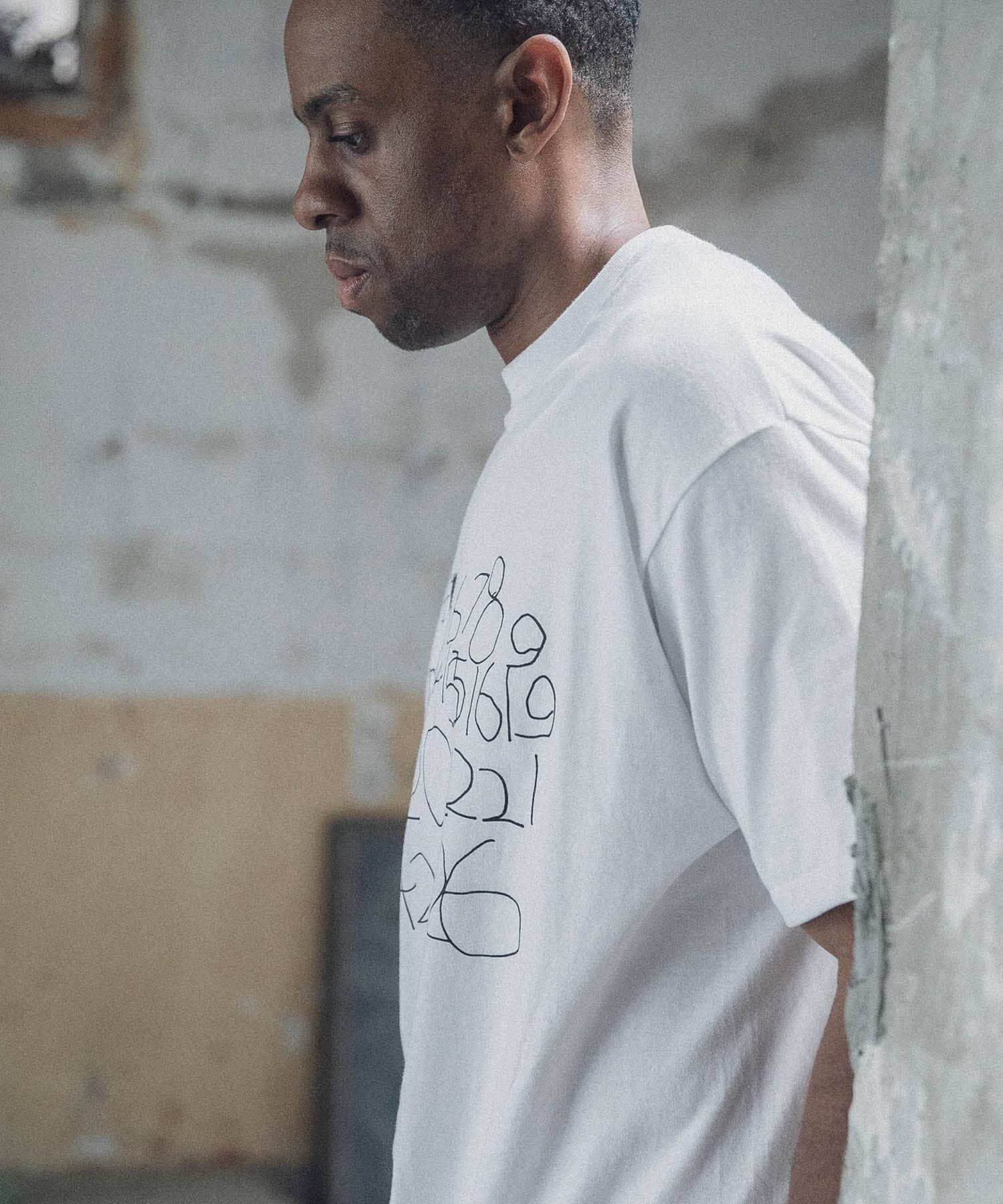 URBAN RESEARCH「LOGIC ONE LOGO T-SHIRTS」|Tシャツ・カットソー|